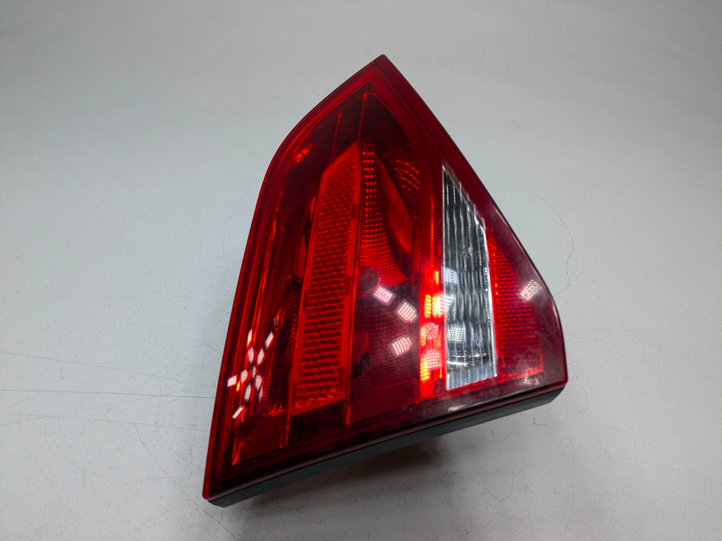 2008 - 2011 OEM AUDI A4 REAR LEFT TAIL LIGHT BRAKE LAMP LID ASSEMBLY