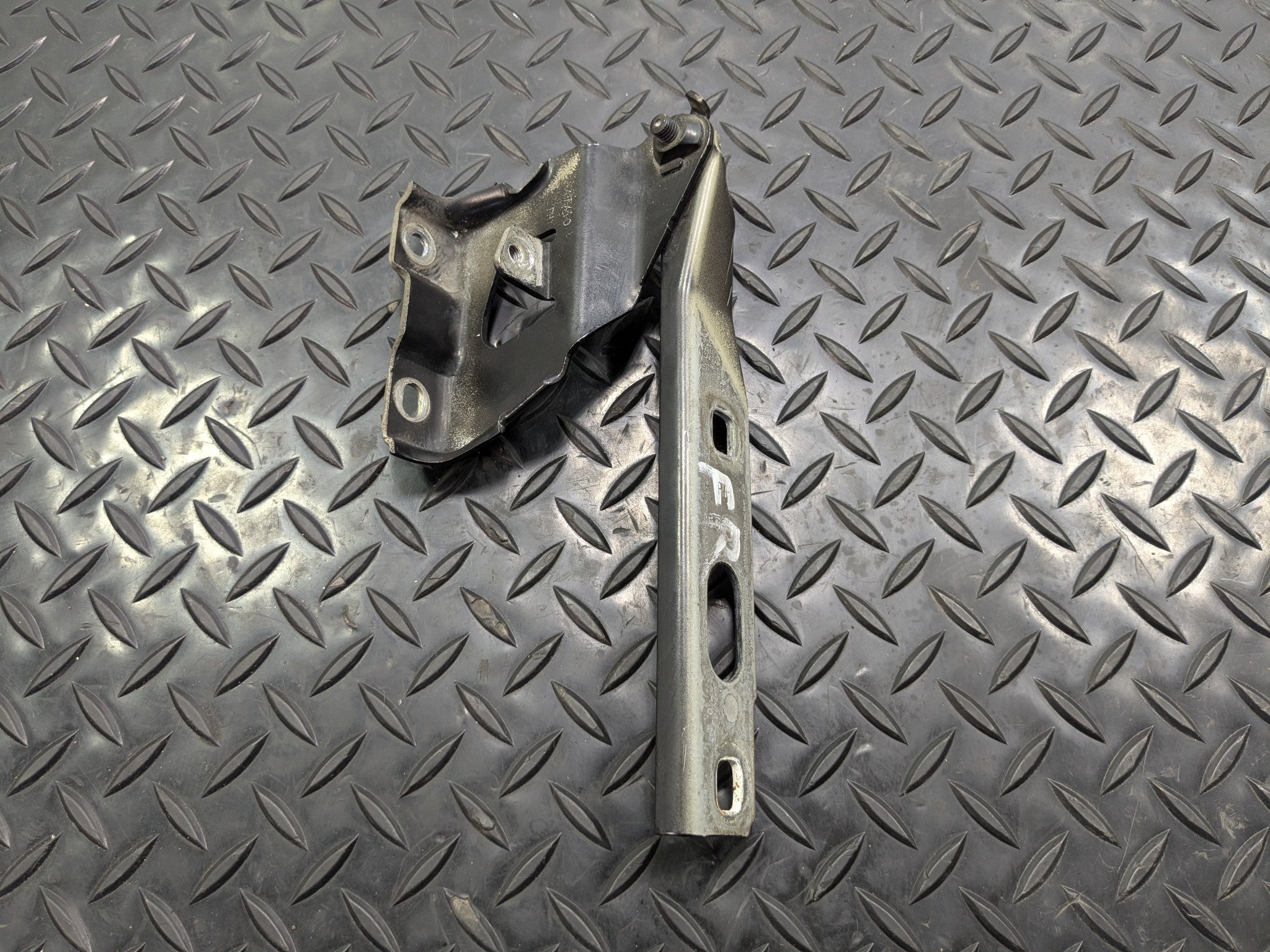 2008 - 2011 OEM AUDI A4 FRONT RIGHT PASSENGER HOOD HINGE