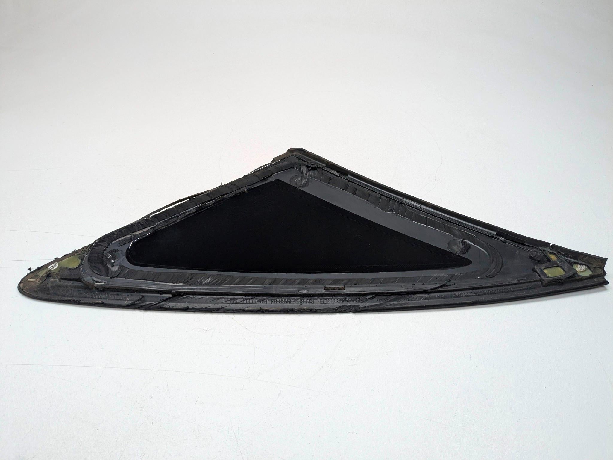 2008 - 2011 OEM AUDI A4 REAR RIGHT PASSENGER SIDE DOOR VENT WINDOW GLASS