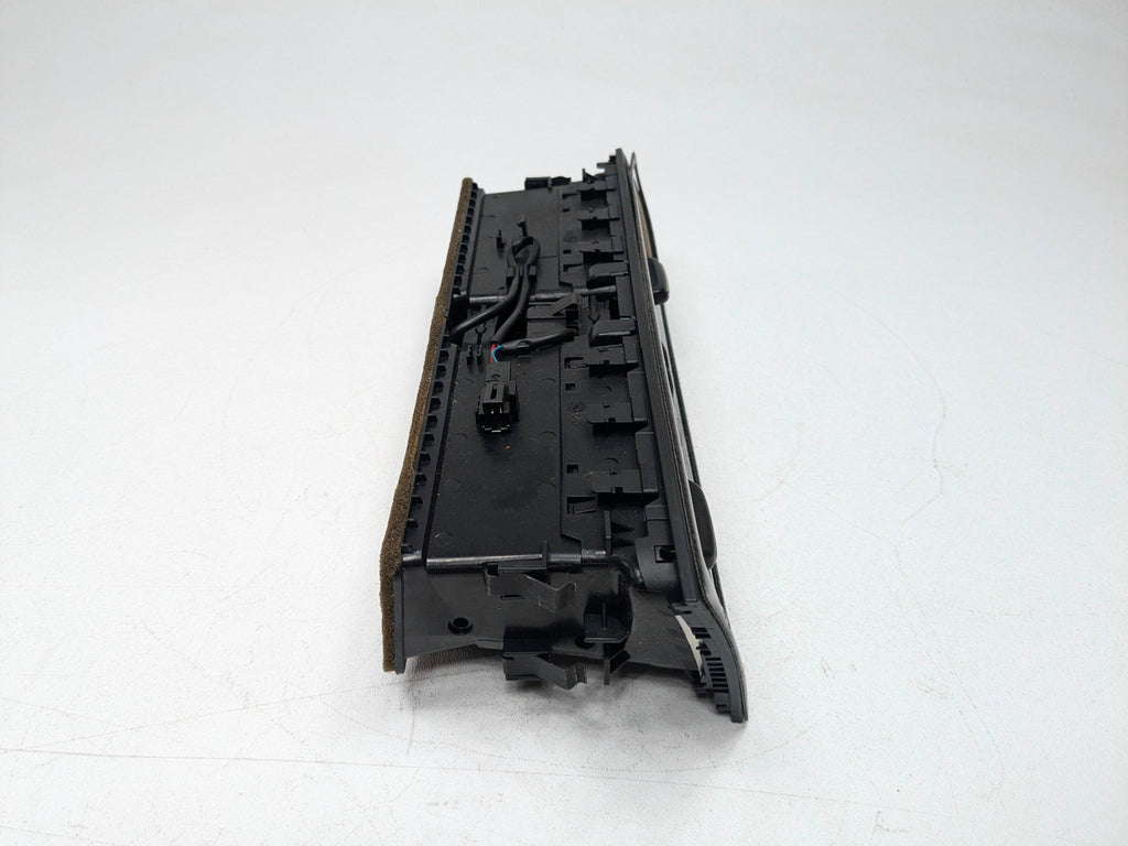 2008 - 2011 OEM AUDI A4 FRONT CENTER AC CONDITIONING BLOWER HEATER AIR VENT