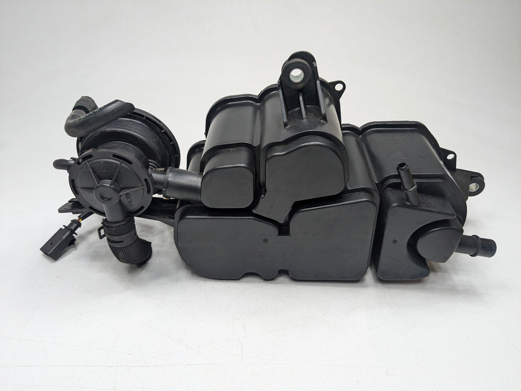 2008 - 2011 OEM AUDI A4 FUEL VAPOR EVAPORATOR CANISTER