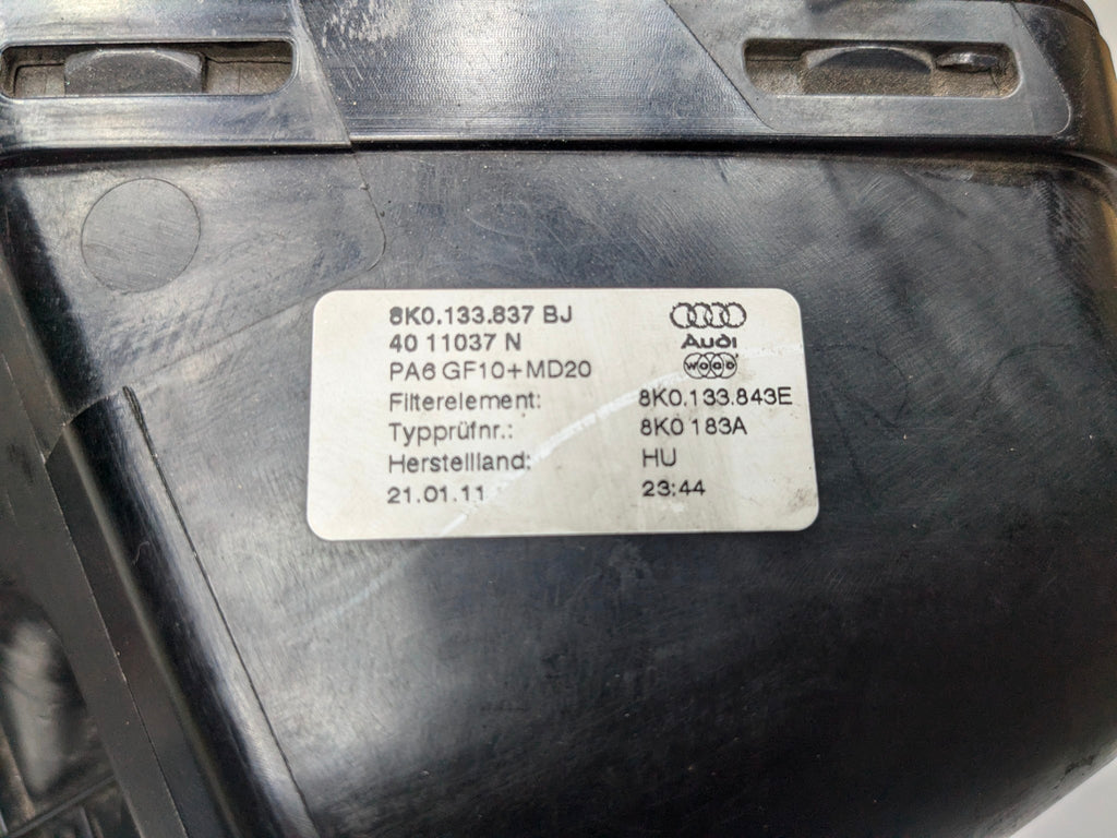 2008 - 2011 OEM AUDI A4 ENGINE AIR INTAKE CLEANER FILTER BOX HOUSING GENUINE