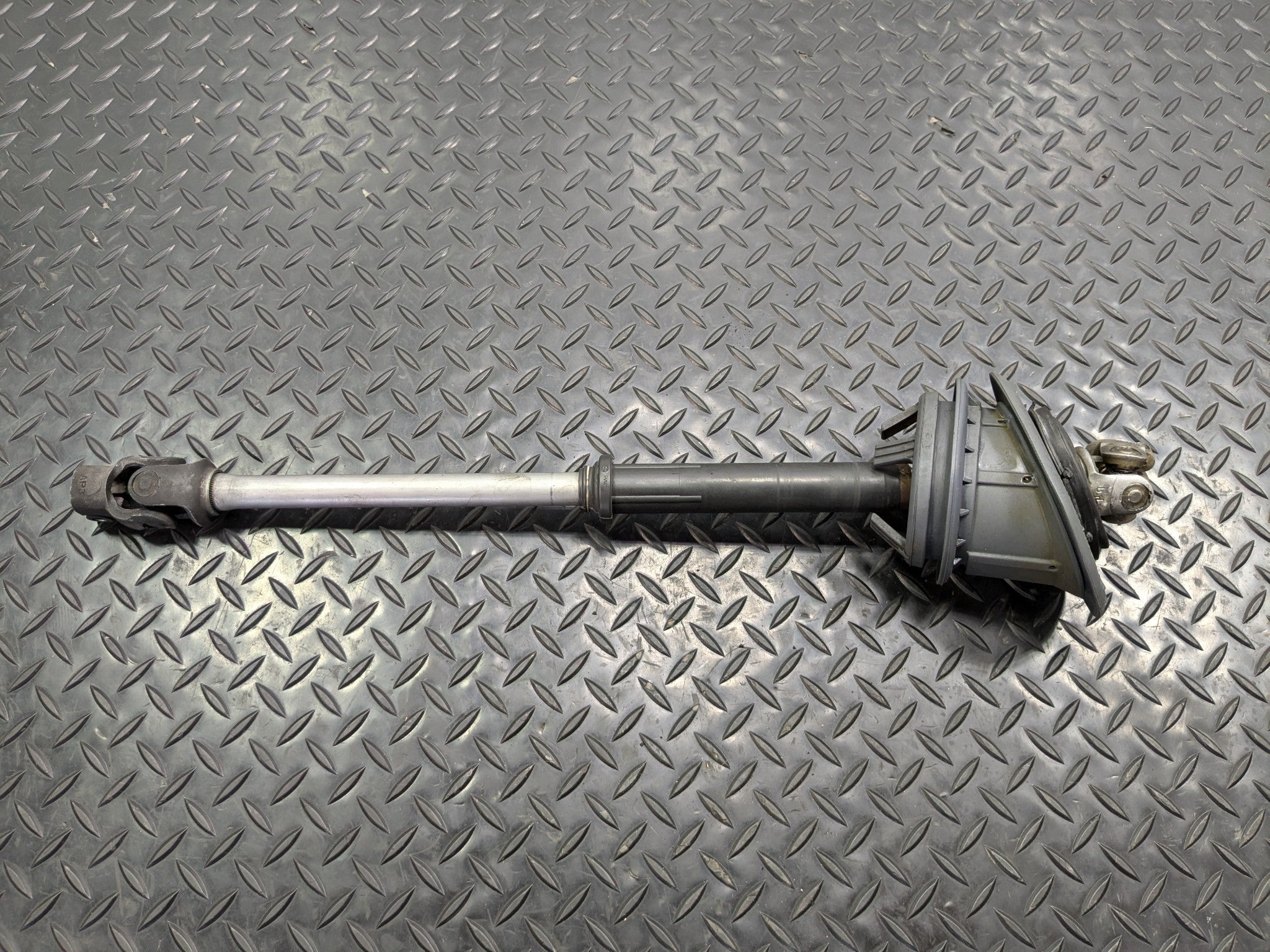 2008 - 2011 OEM AUDI A4 STEERING INTERMEDIATE COLUMN SHAFT