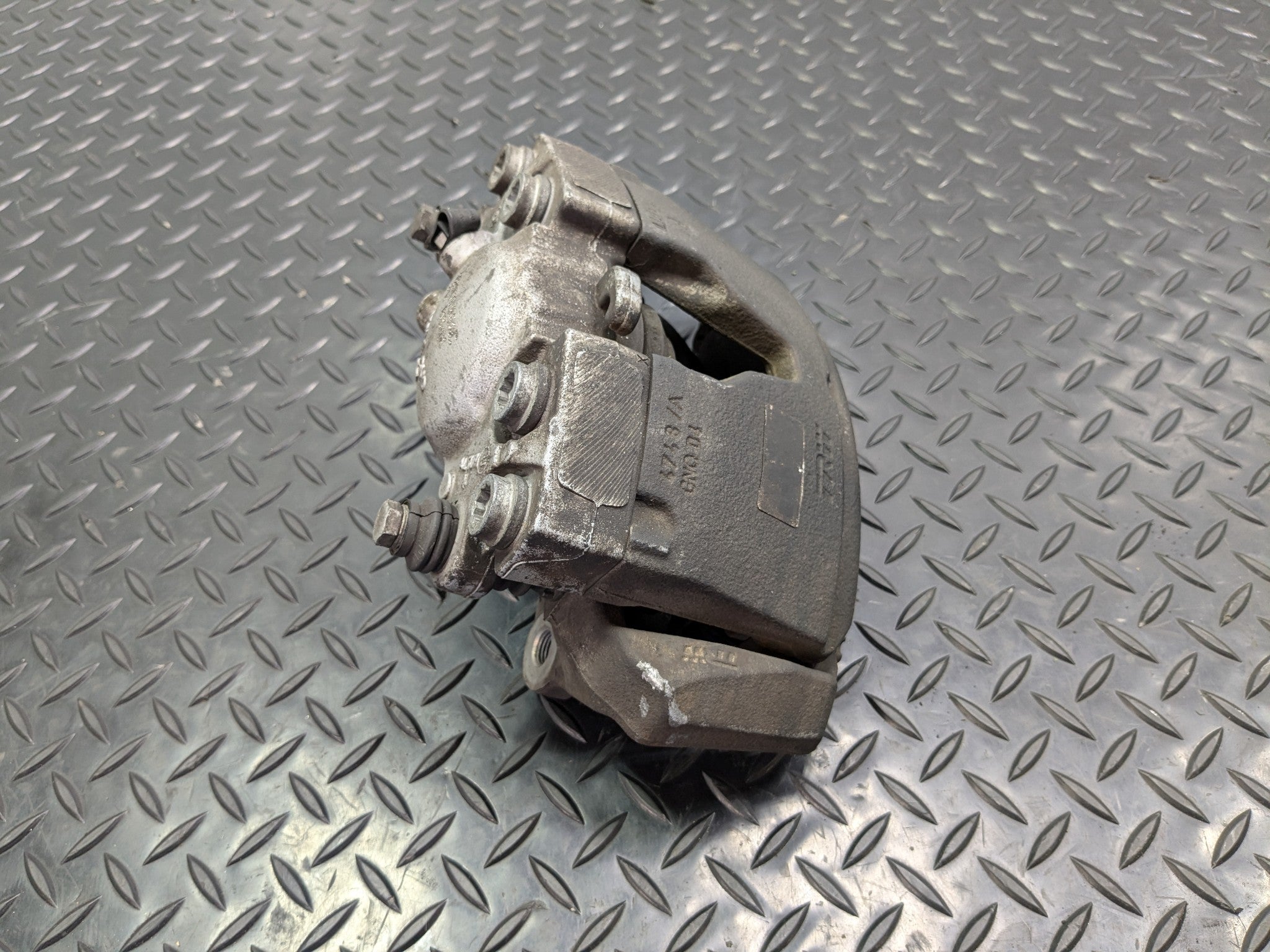 2008 - 2011 OEM AUDI A4 FRONT RIGHT PASSENGER SIDE BRAKE CALIPER