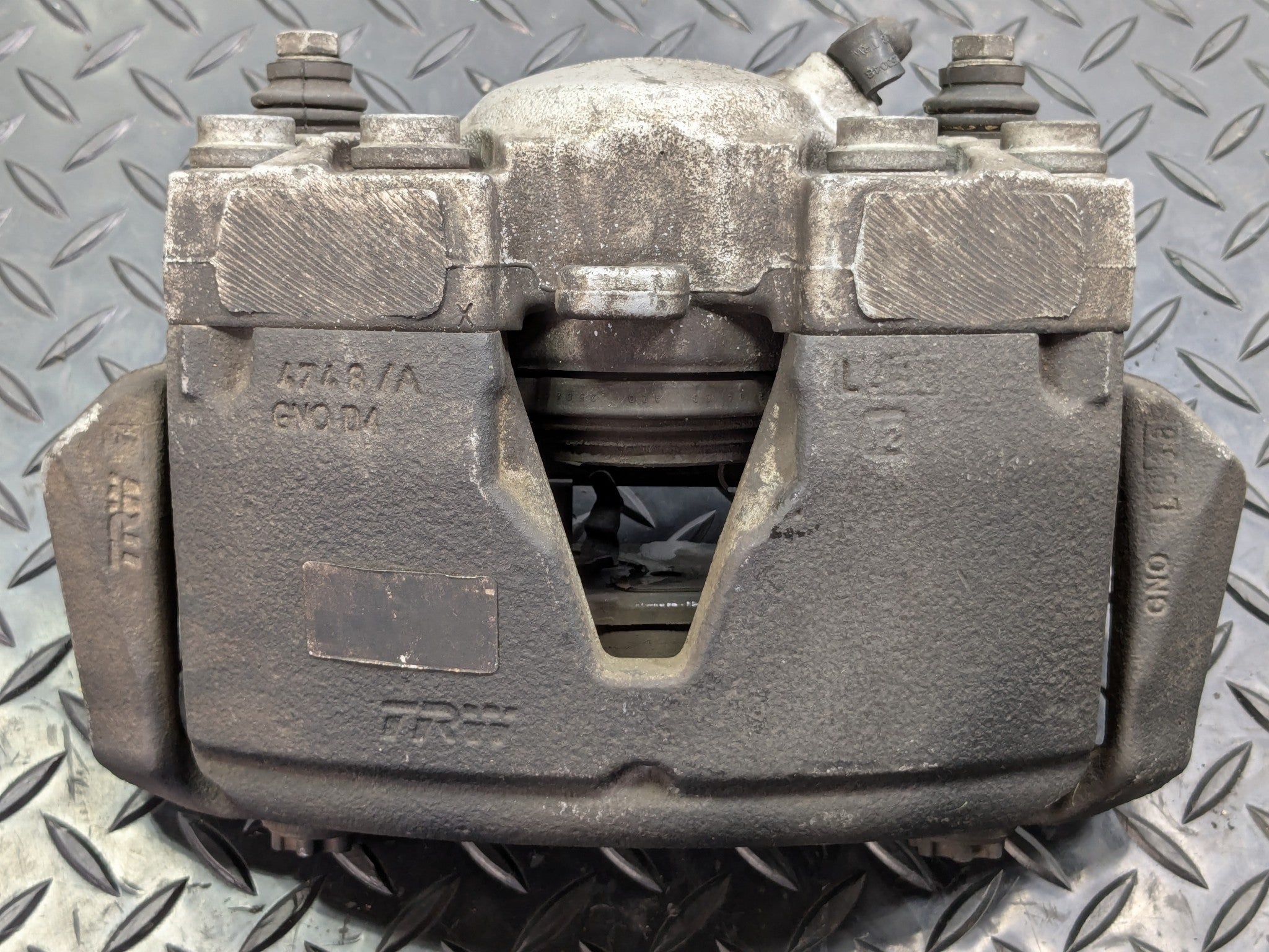 2008 - 2011 OEM AUDI A4 FRONT RIGHT PASSENGER SIDE BRAKE CALIPER
