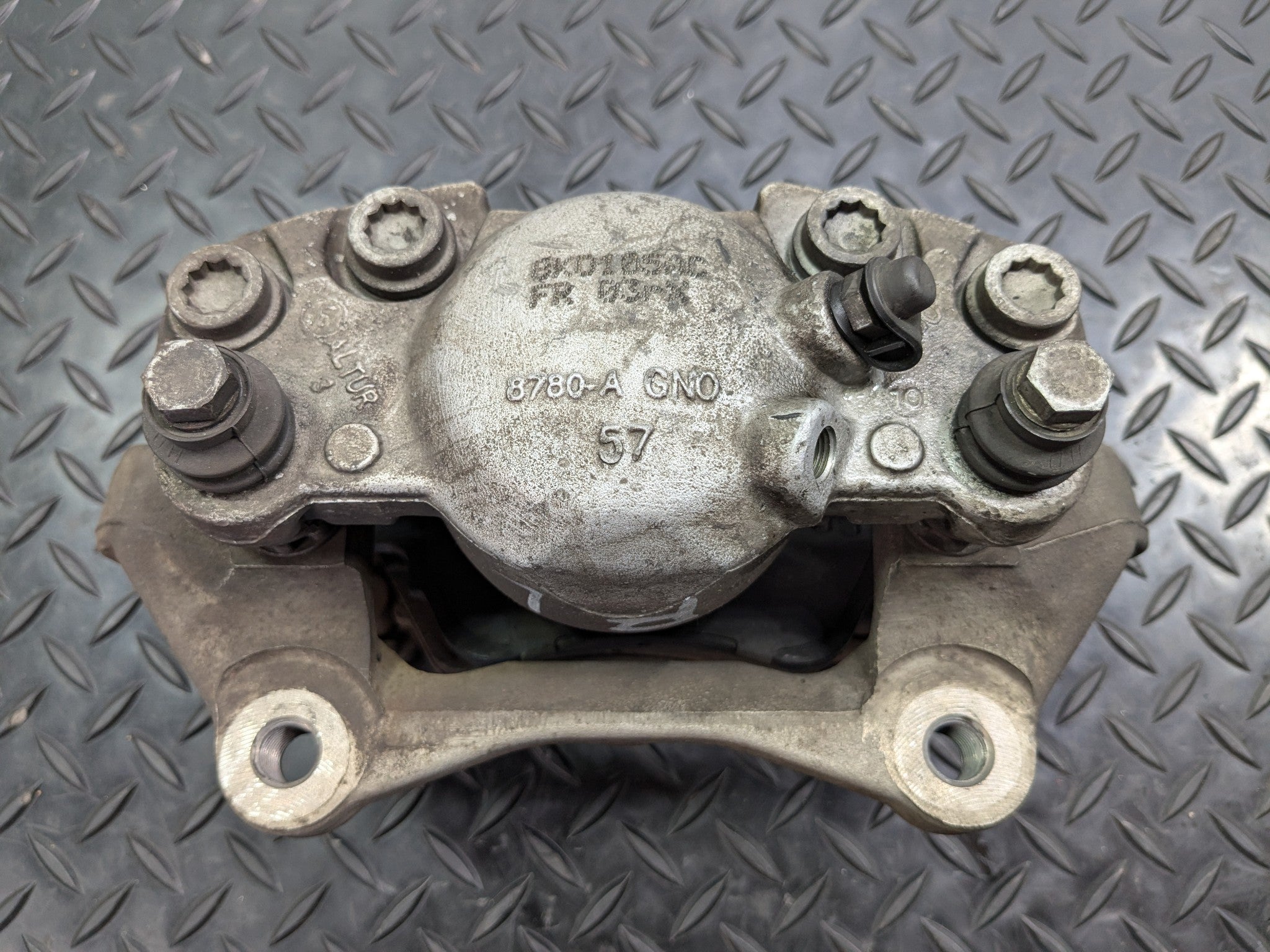 2008 - 2011 OEM AUDI A4 FRONT LEFT DRIVER SIDE BRAKE CALIPER