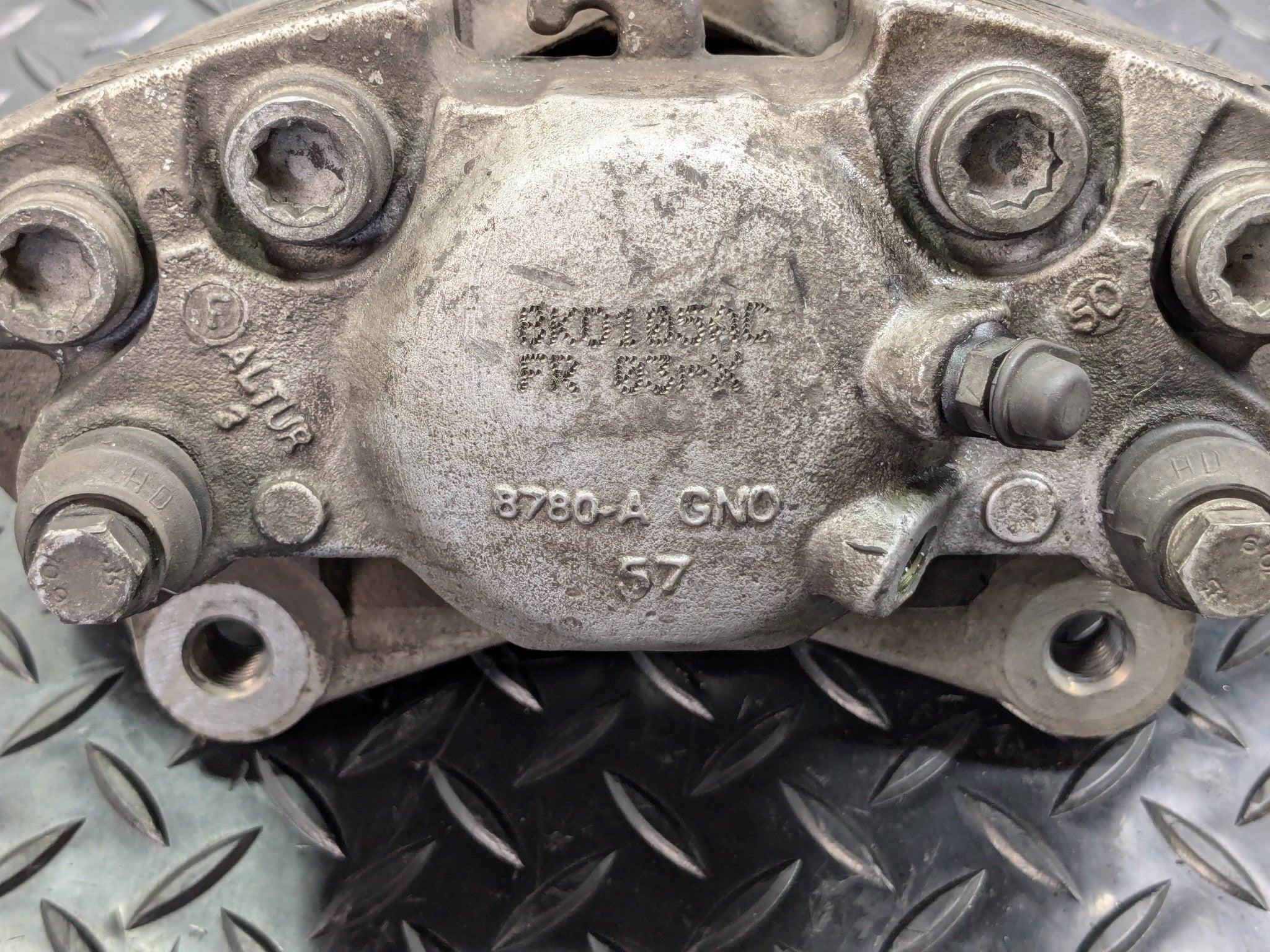 2008 - 2011 OEM AUDI A4 FRONT LEFT DRIVER SIDE BRAKE CALIPER