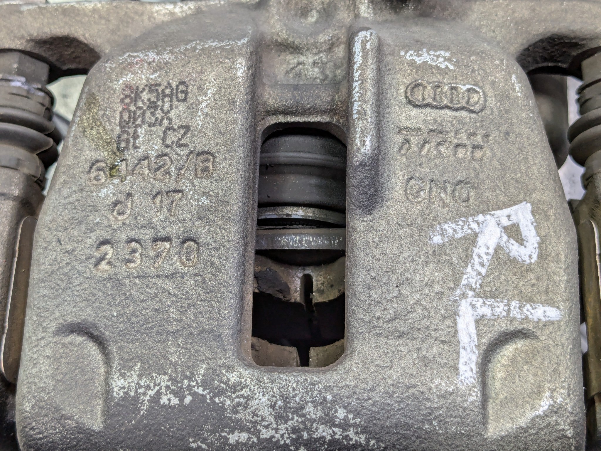 2008 - 2011 OEM AUDI A4 REAR LEFT DRIVER SIDE BRAKE CALIPER