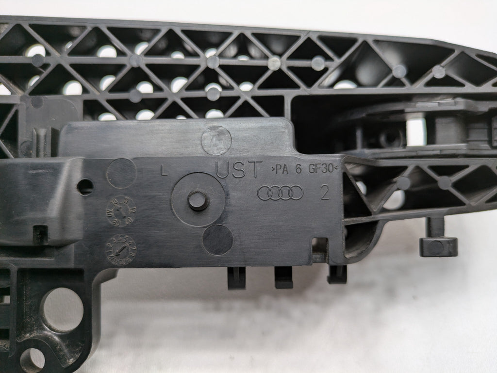 2008 - 2011 OEM AUDI A4 REAR LEFT PASSANGER OUTSIDE DOOR HANDLE FIT