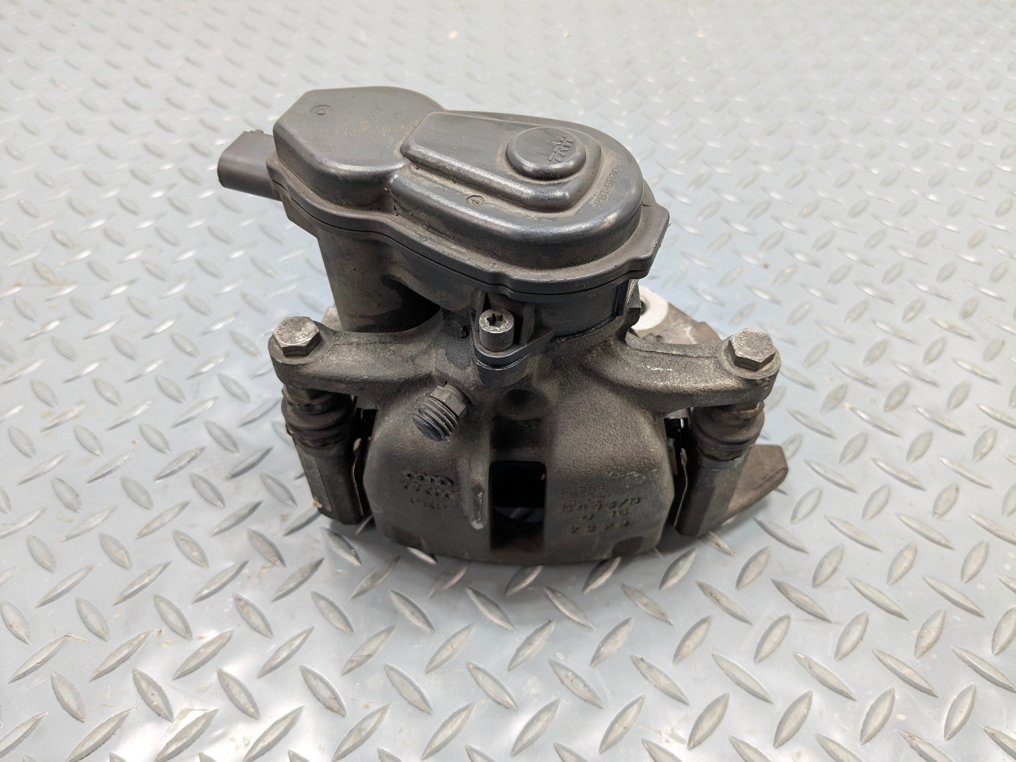 2008 - 2011 OEM AUDI A4 REAR RIGHT PASSENGER SIDE BRAKE CALIPER