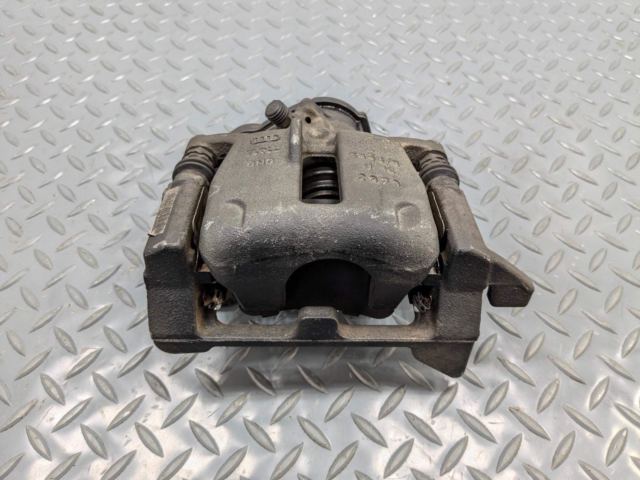 2008 - 2011 OEM AUDI A4 REAR RIGHT PASSENGER SIDE BRAKE CALIPER