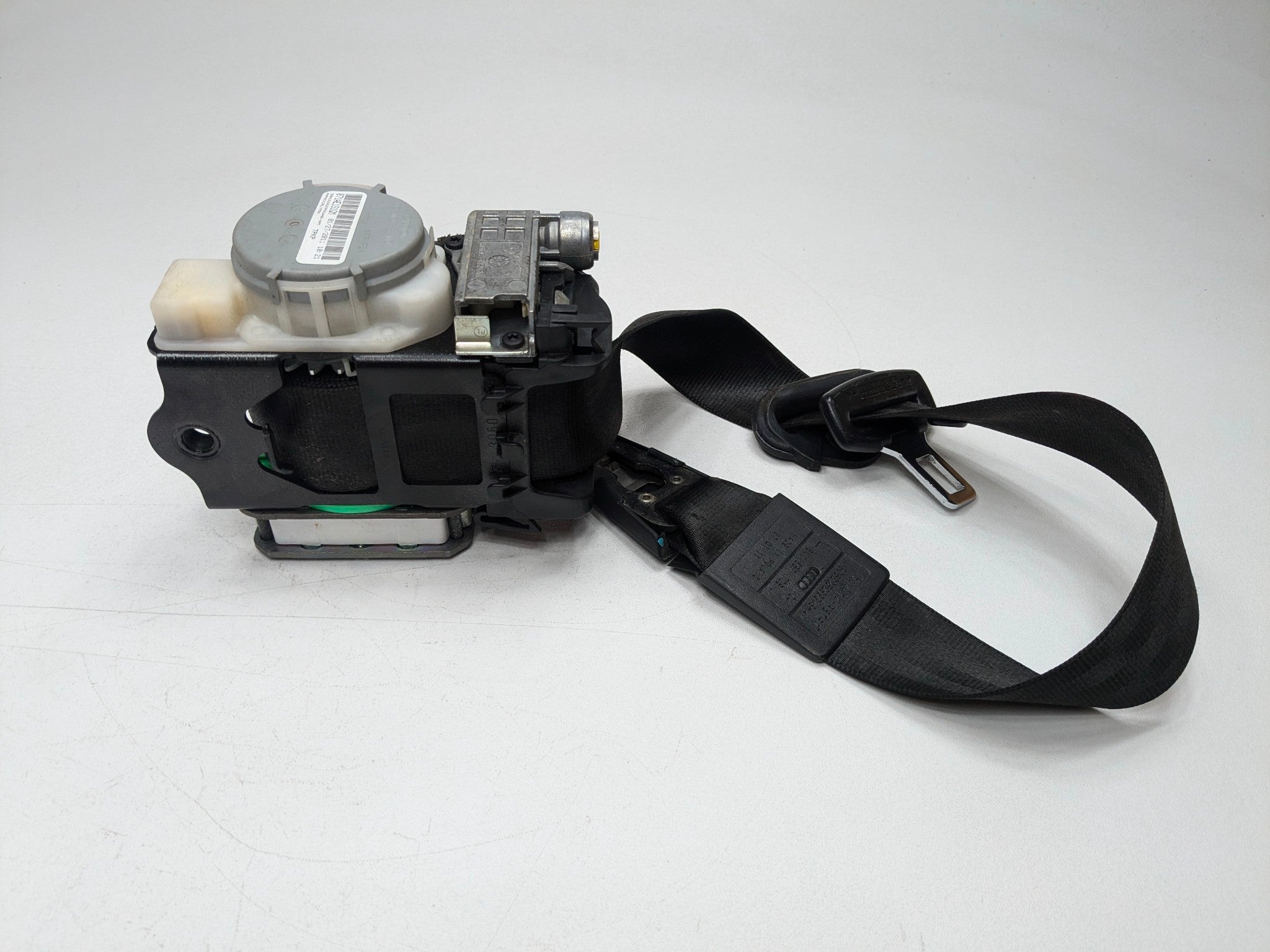 2008 - 2011 OEM AUDI A4 FRONT LEFT DRIVER SIDE SEAT BELT RETRACTOR