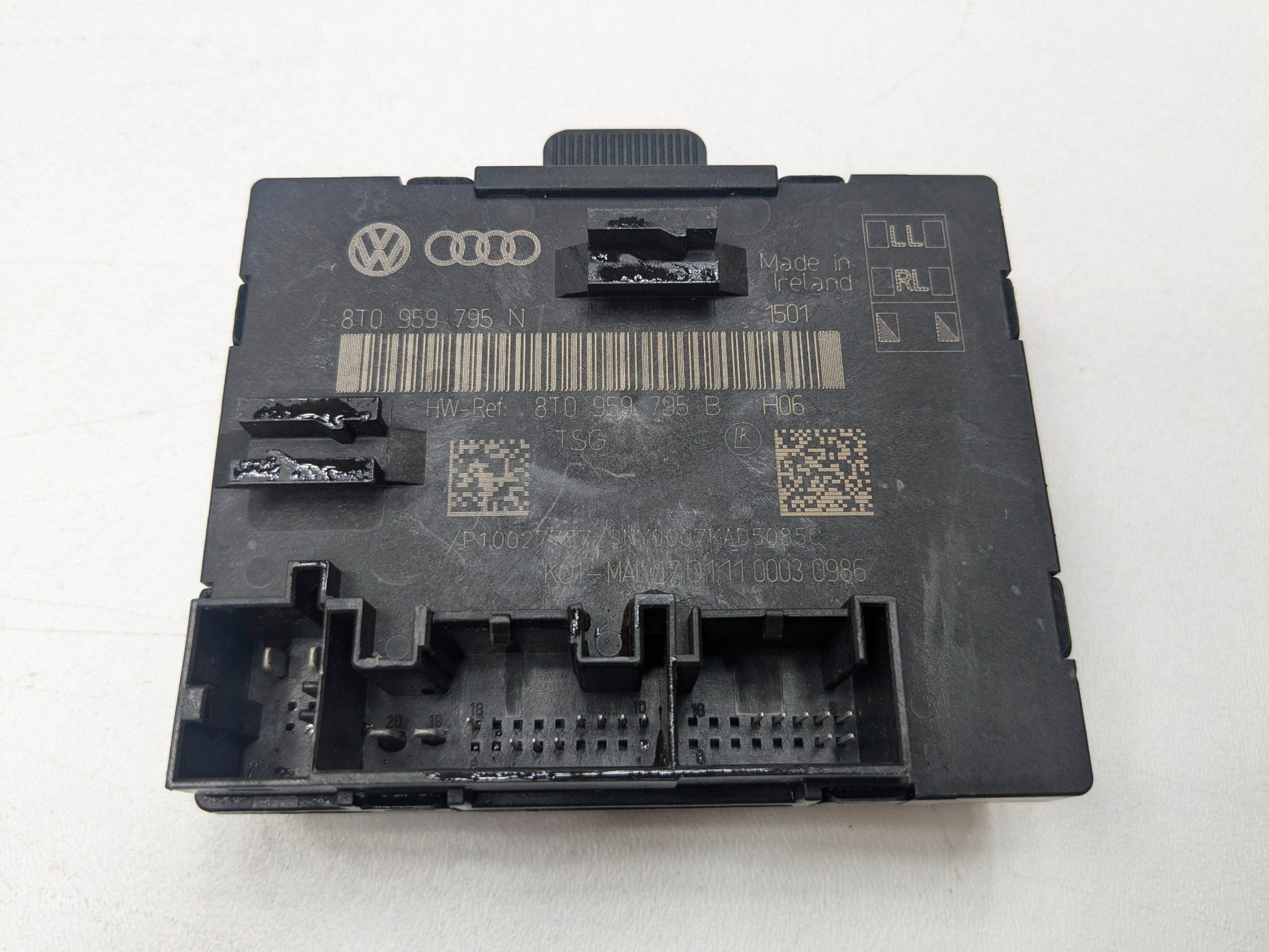 2008 - 2011 OEM AUDI A4 REAR RIGHT PASSENGER SIDE DOOR CONTROL MODULE UNIT