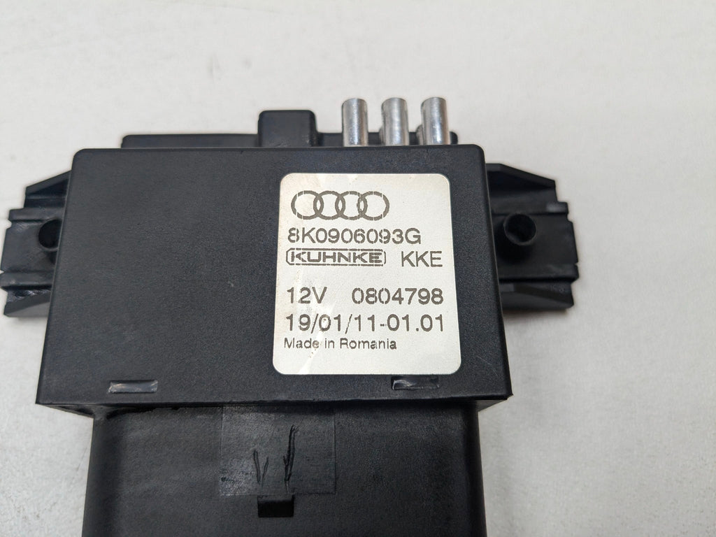 2008 - 2011 OEM AUDI A4 FUEL PUMP CONTROL MODULE UNIT