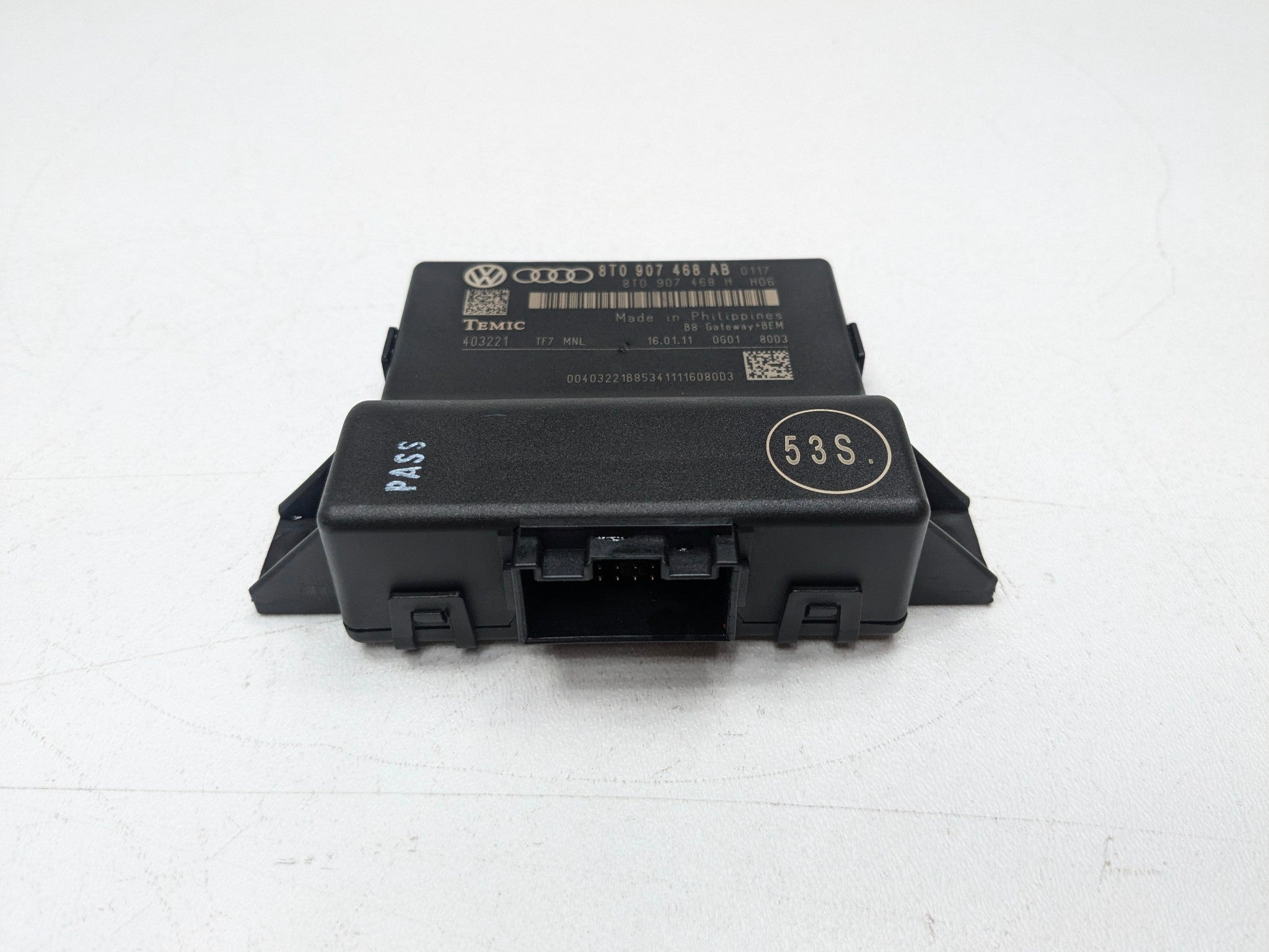 2008 - 2011 OEM AUDI A4 GATEWAY NETWORK CONTROL MODULE