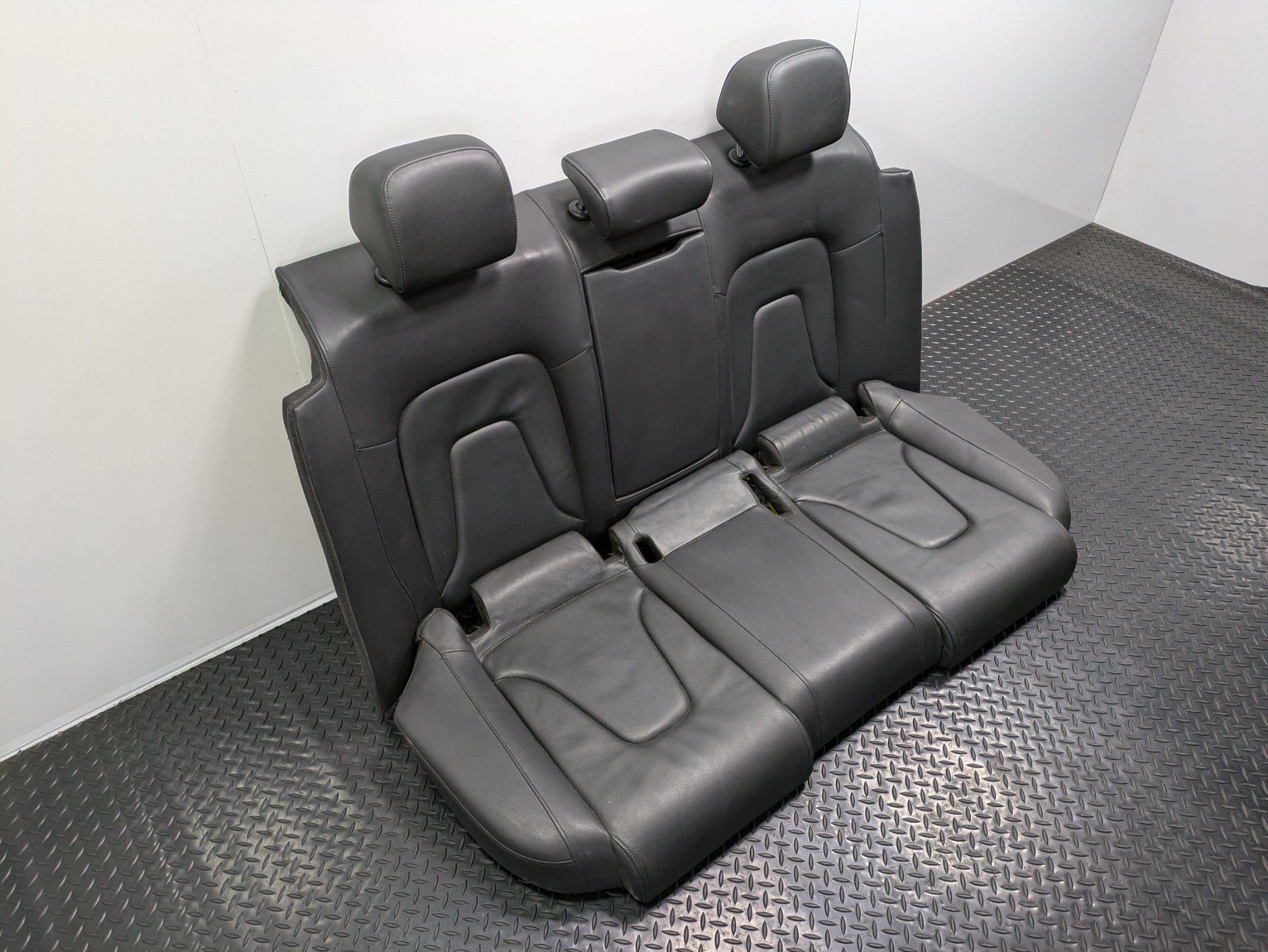 2008 - 2011 OEM AUDI A4 REAR LEFT RIGHT AND CENTER SEAT WITH HEADREST ASSEMBLY