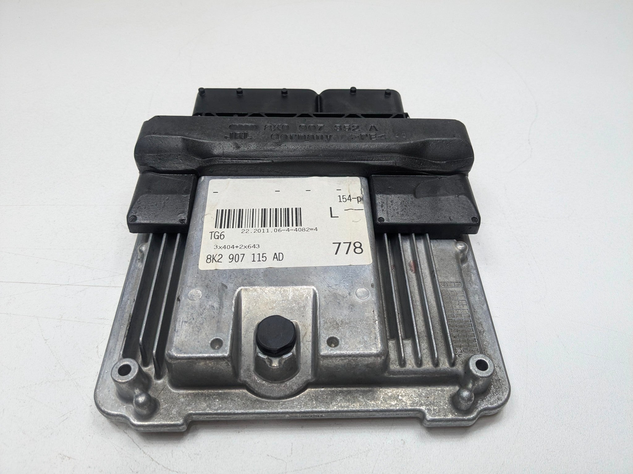 2008 - 2011 OEM AUDI A4 ENGINE COMPUTER CONTROL MODULE MOD ECU ECM