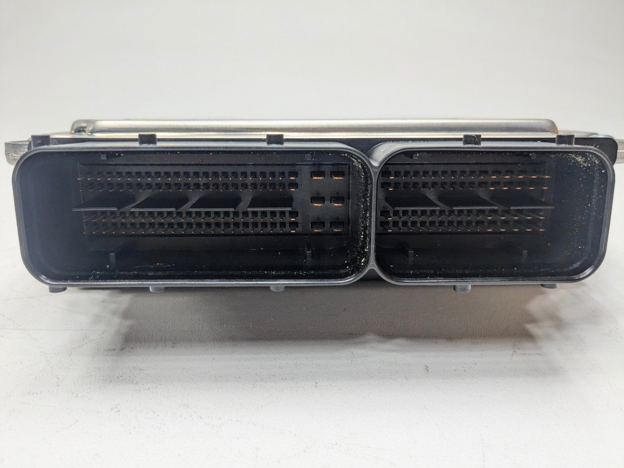 2008 - 2011 OEM AUDI A4 ENGINE COMPUTER CONTROL MODULE MOD ECU ECM