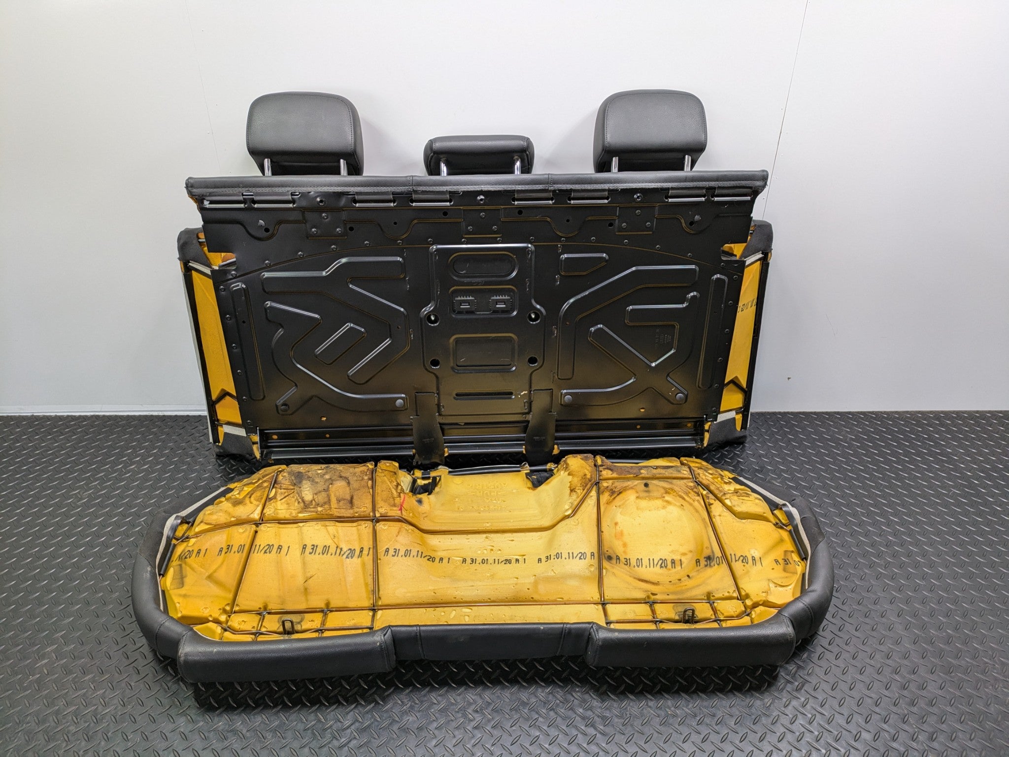 2008 - 2011 OEM AUDI A4 REAR LEFT RIGHT AND CENTER SEAT WITH HEADREST ASSEMBLY