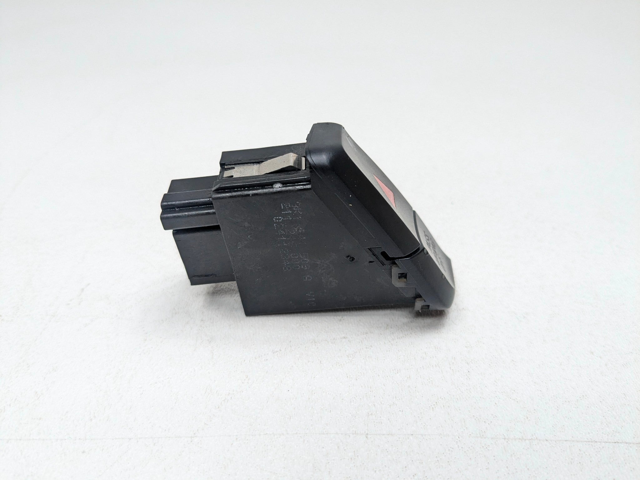 2008 - 2011 OEM AUDI A4 EMERGENCY HAZARD CONTROL SWITCH ASSEMBLY