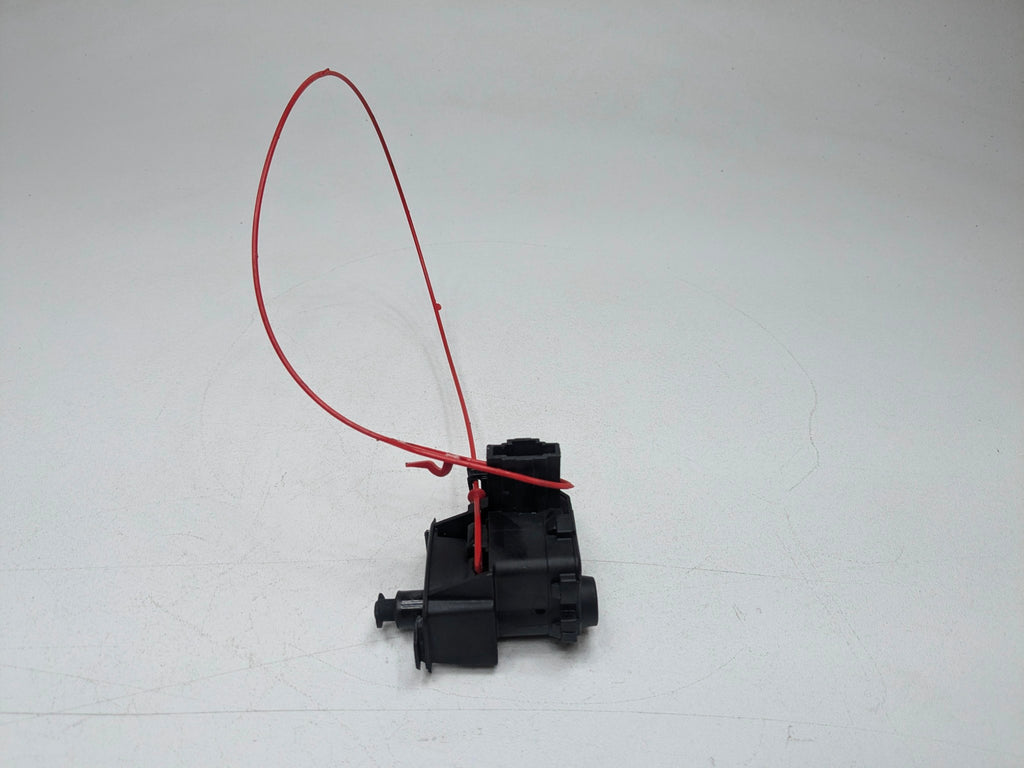 2008 - 2011 OEM AUDI A4 FUEL DOOR LOCK RELEASE ACTUATOR