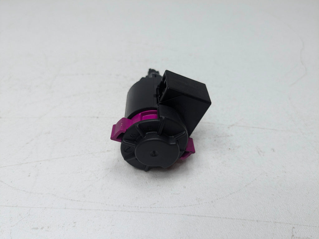 2008 - 2011 OEM AUDI A4 BRAKE PEDAL SENSOR CONTROL SWITCH ASSEMBLY