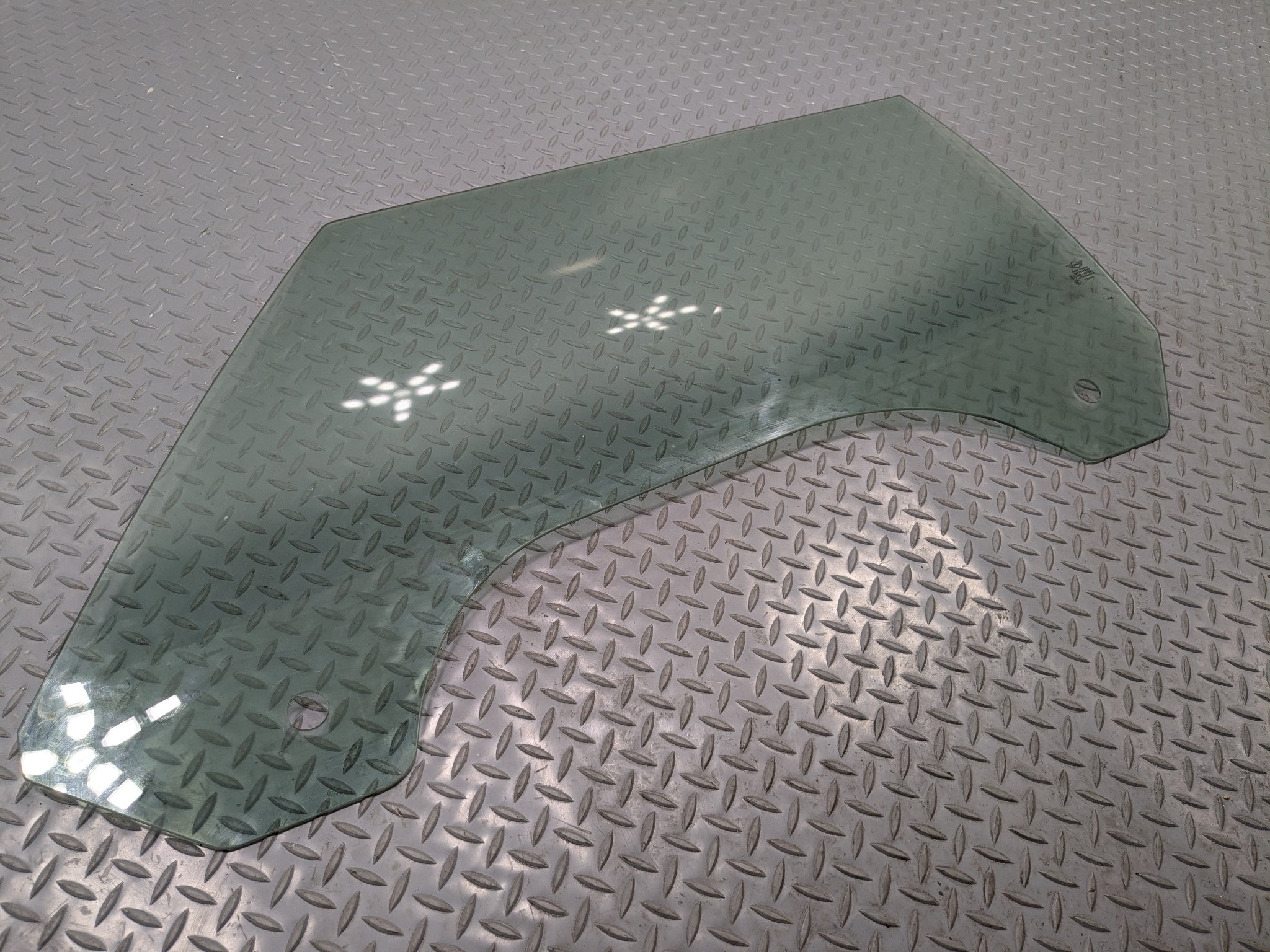 2006 - 2013 OEM MINI COOPER FRONT LEFT DRIVER SIDE DOOR WINDOW GLASS