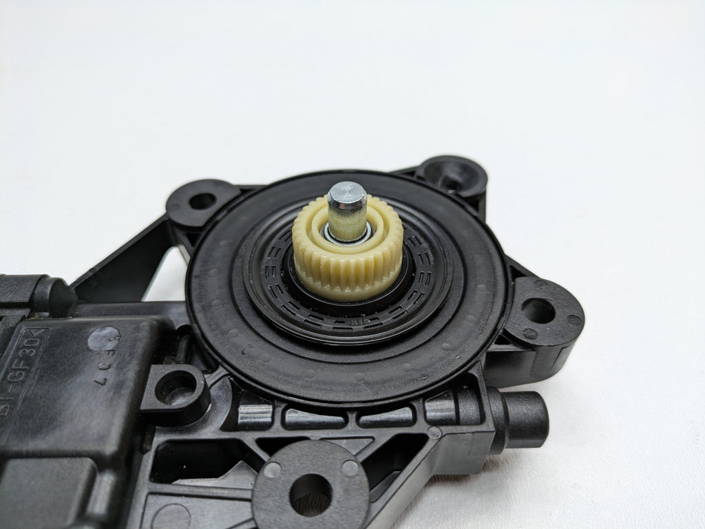 2006 - 2013 OEM MINI COOPER FRONT RIGHT PASSENGER SIDE POWER WINDOW MOTOR