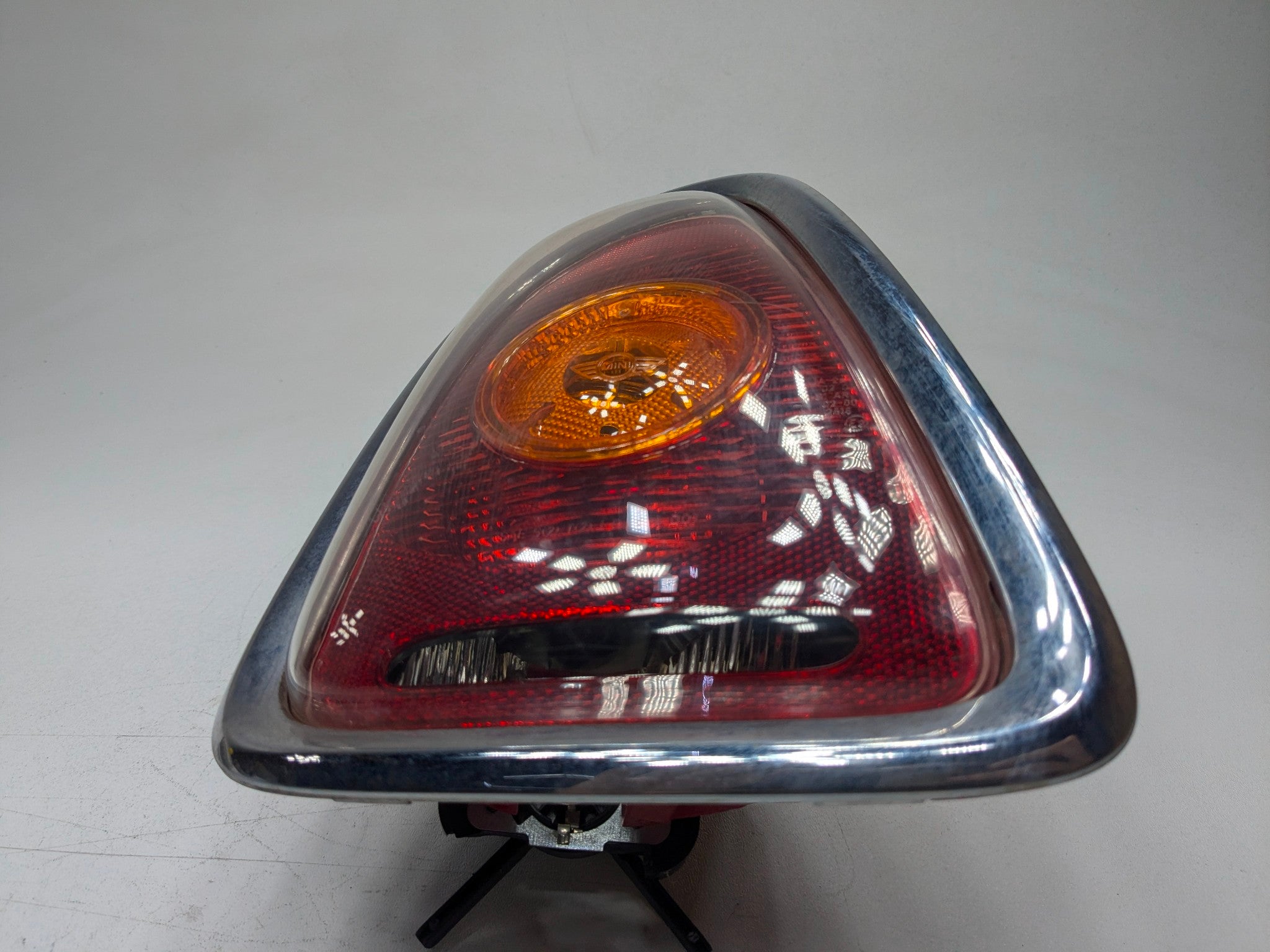2006 - 2013 OEM MINI COOPER REAR LEFT DRIVER SIDE TAIL LIGHT ASSEMBLY