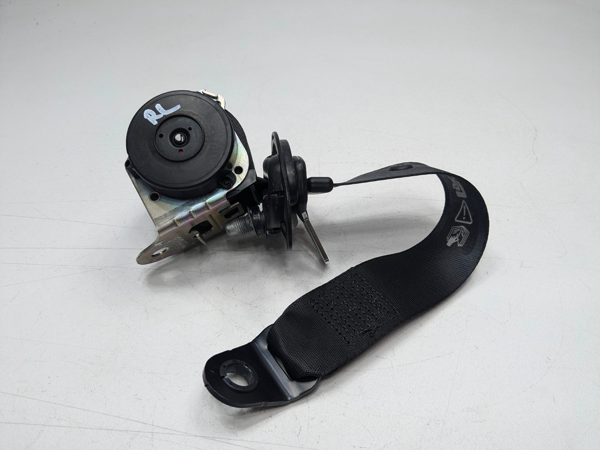 2006 - 2013 OEM MINI COOPER REAR LEFT DRIVER SIDE SEAT BELT RETRACTOR