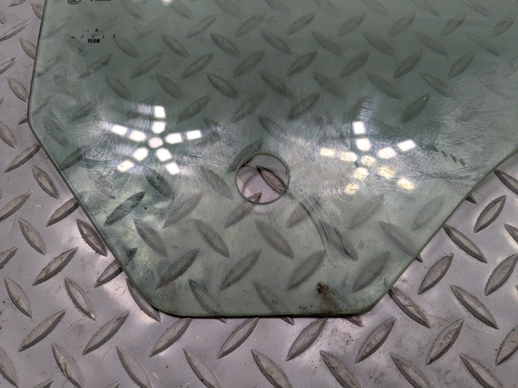 2006 - 2013 OEM MINI COOPER FRONT RIGHT PASSENGER SIDE DOOR WINDOW GLASS