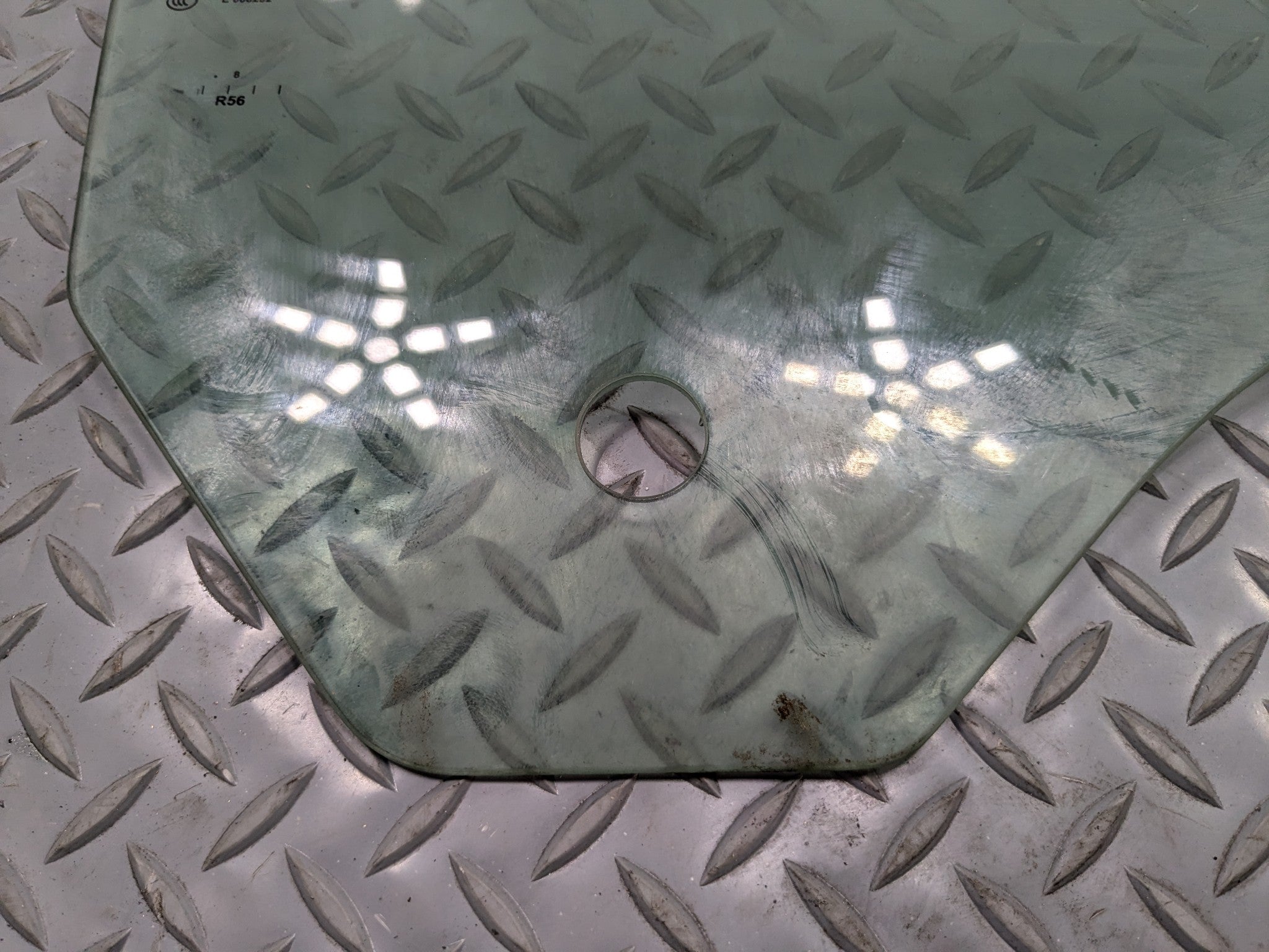 2006 - 2013 OEM MINI COOPER FRONT RIGHT PASSENGER SIDE DOOR WINDOW GLASS