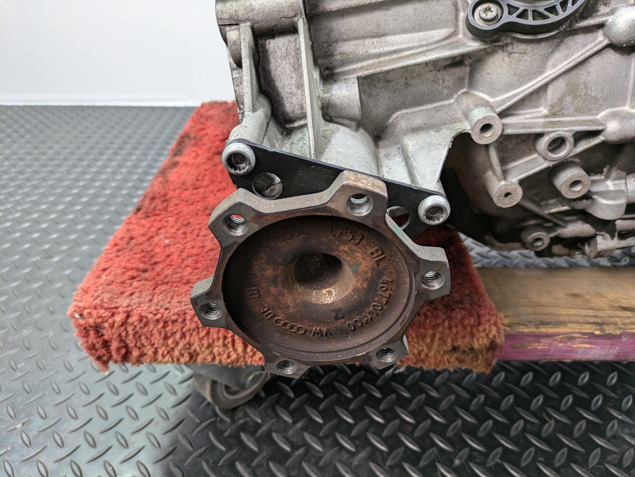2008 - 2011 OEM AUDI A4 AUTOMATIC TRANSMISSION GEARBOX ASSEMBLY