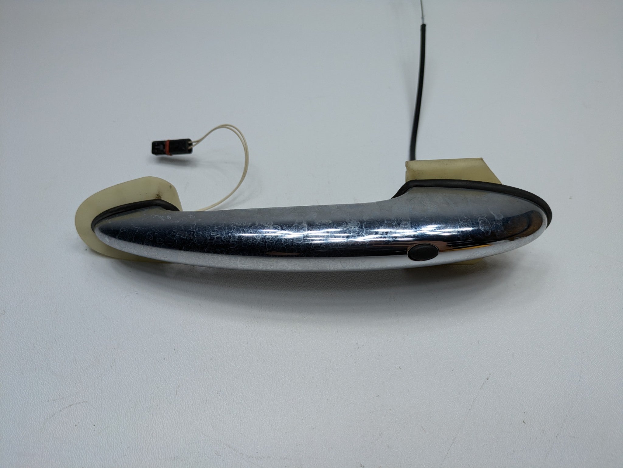 2006 - 2013 OEM MINI COOPER RIGHT PASSENGER SIDE OUTSIDE DOOR HANDLE
