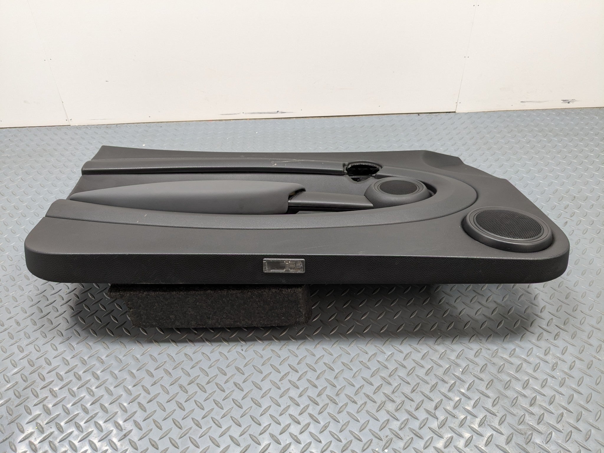 2006 - 2013 OEM MINI COOPER FRONT LEFT DRIVER SIDE INTERIOR DOOR TRIM PANEL