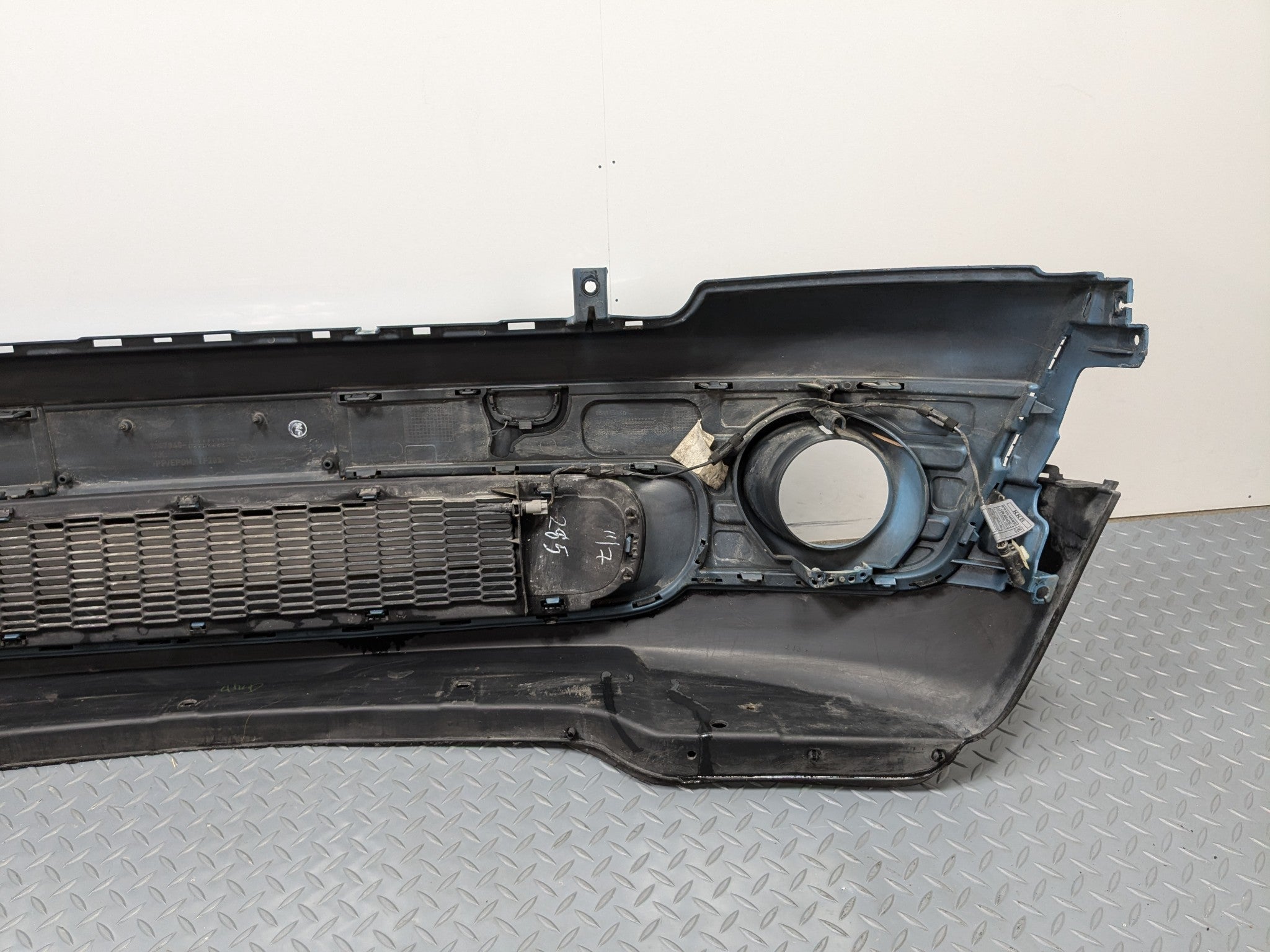 2006 - 2013 OEM MINI COOPER FRONT BUMPER COVER DARK MODERATE BLUE