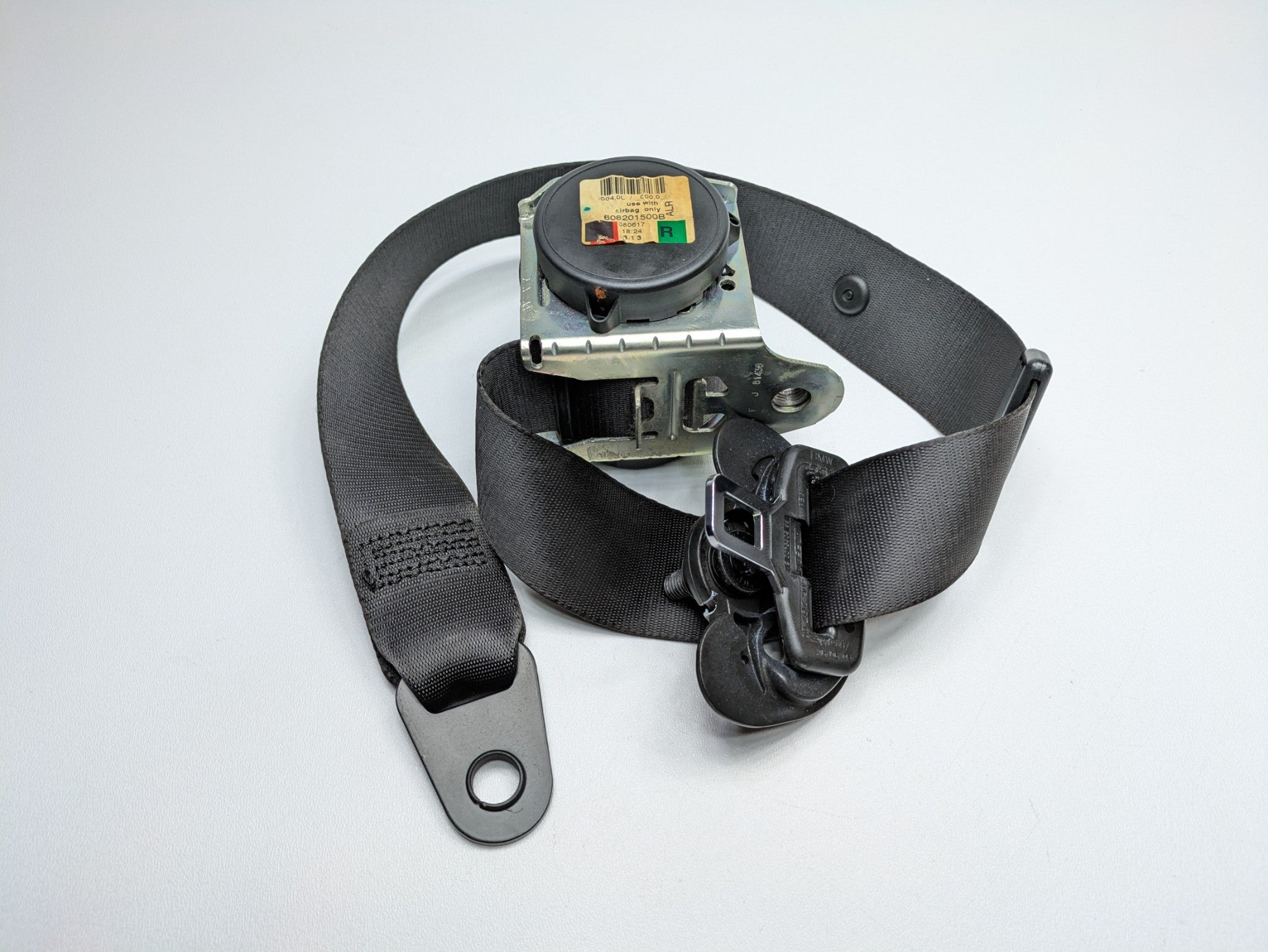 2006 - 2013 OEM MINI COOPER FRONT RIGHT PASSENGER SIDE SEAT BELT RETRACTOR