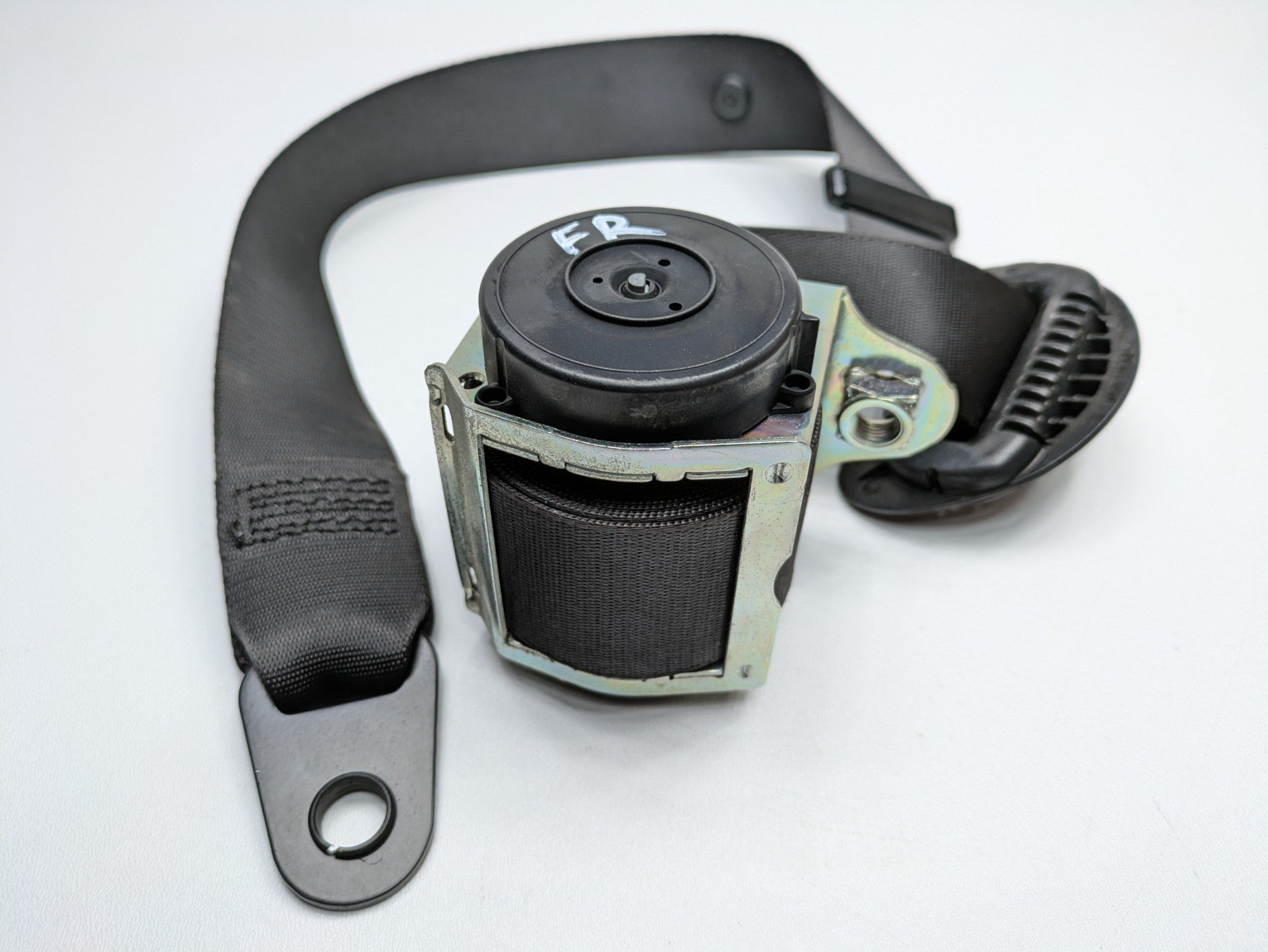 2006 - 2013 OEM MINI COOPER FRONT RIGHT PASSENGER SIDE SEAT BELT RETRACTOR