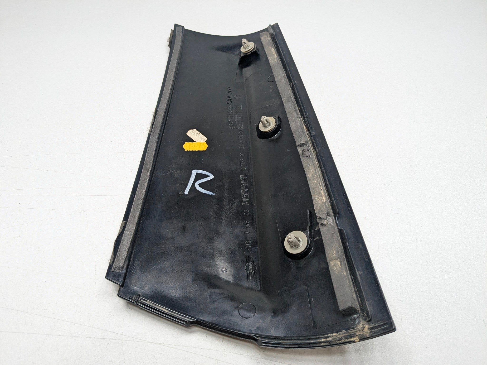 2006 - 2013 OEM MINI COOPER RIGHT PASSENGER SIDE EXTERIOR BLACK C-PILLAR TRIM