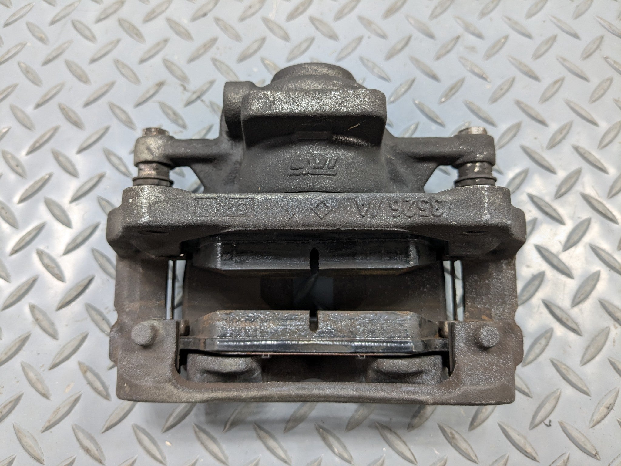 2006 - 2013 OEM MINI COOPER FRONT LEFT DRIVER SIDE BRAKE CALIPER