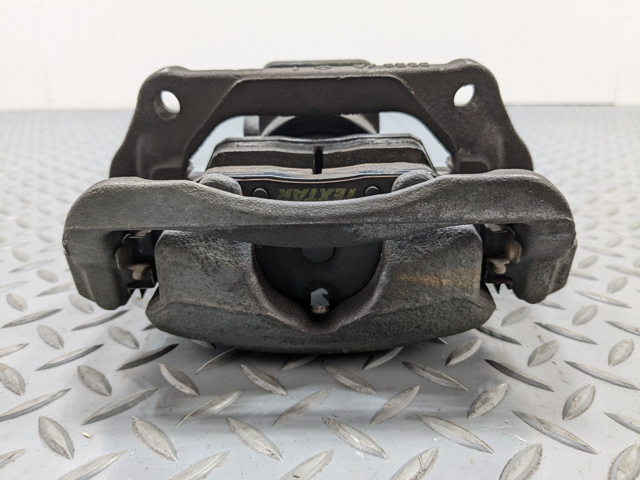 2006 - 2013 OEM MINI COOPER FRONT LEFT DRIVER SIDE BRAKE CALIPER