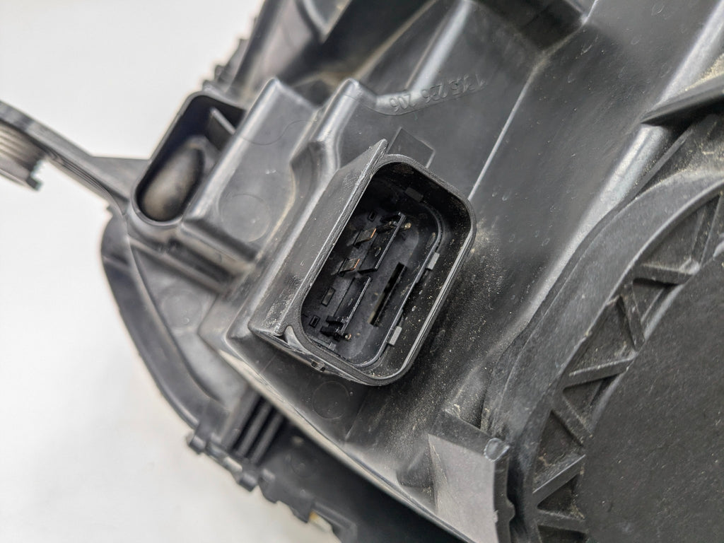 2006 - 2013 OEM MINI COOPER FRONT LEFT DRIVER SIDE HALOGEN HEADLIGHT ASSEMBLY