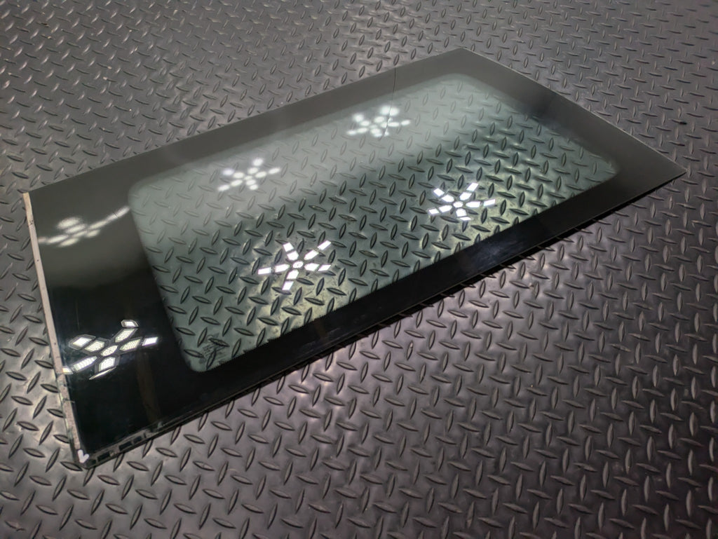 2006 - 2013 OEM MINI COOPER REAR LEFT DRIVER SIDE DOOR WINDOW GLASS