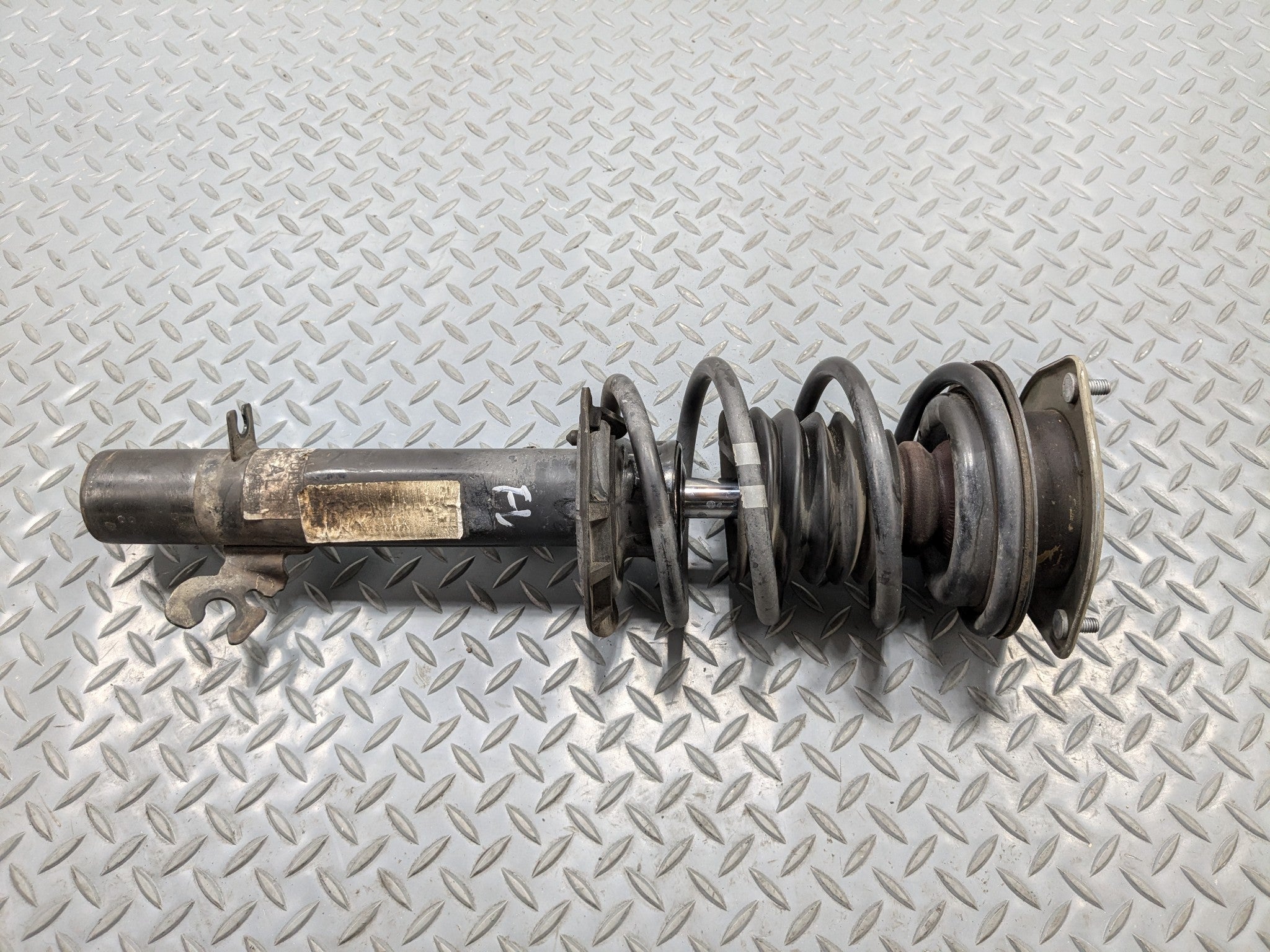 2006 - 2013 OEM MINI COOPER FRONT LEFT SIDE SUSPENSION SHOCK STRUT ASSEMBLY
