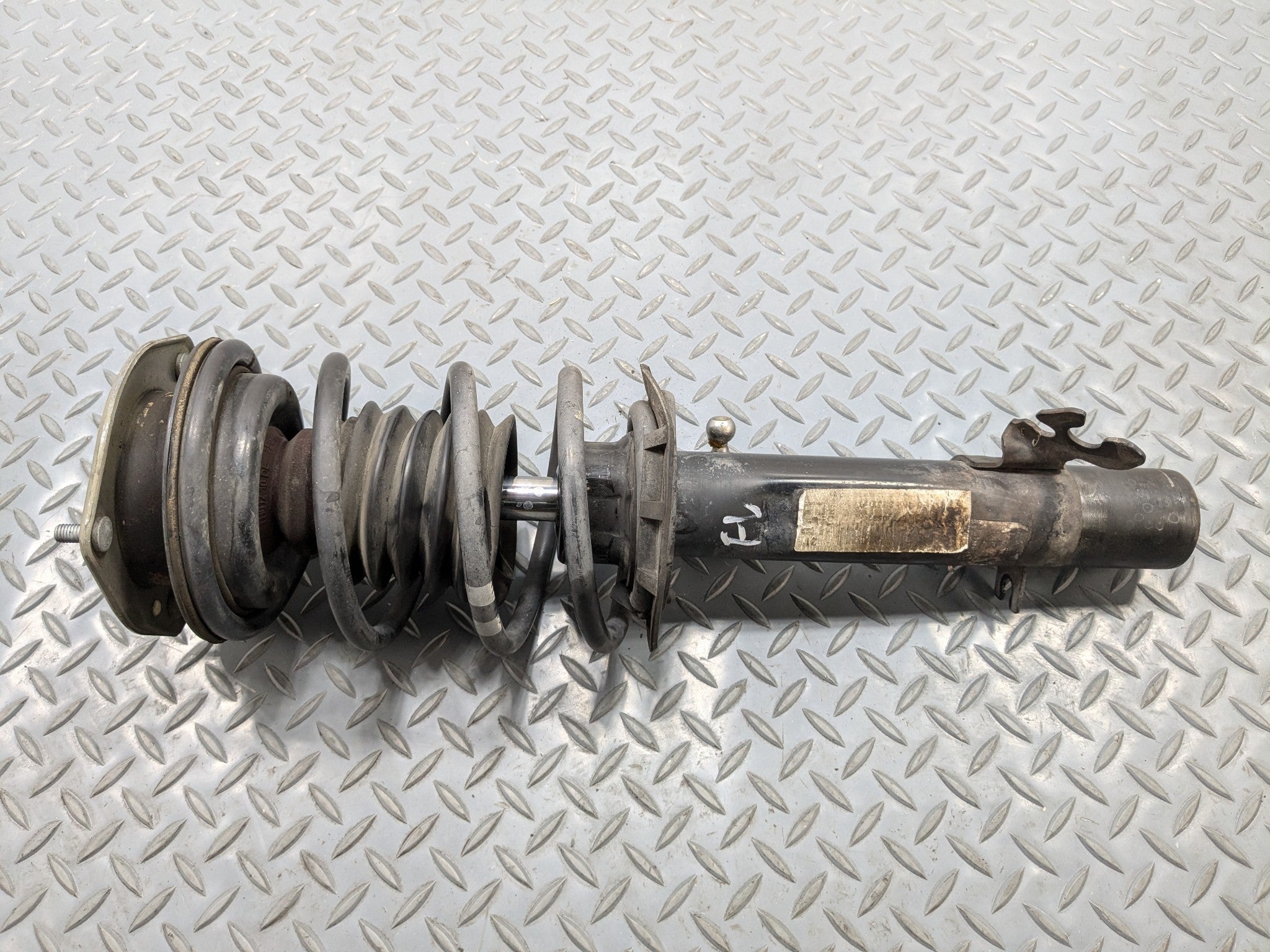 2006 - 2013 OEM MINI COOPER FRONT LEFT SIDE SUSPENSION SHOCK STRUT ASSEMBLY