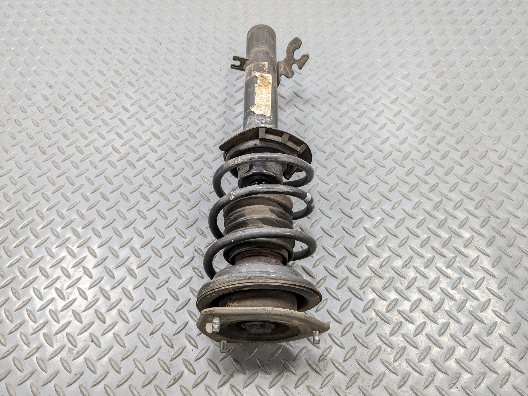 2006 - 2013 OEM MINI COOPER FRONT RIGHT SIDE SUSPENSION SHOCK STRUT ASSEMBLY