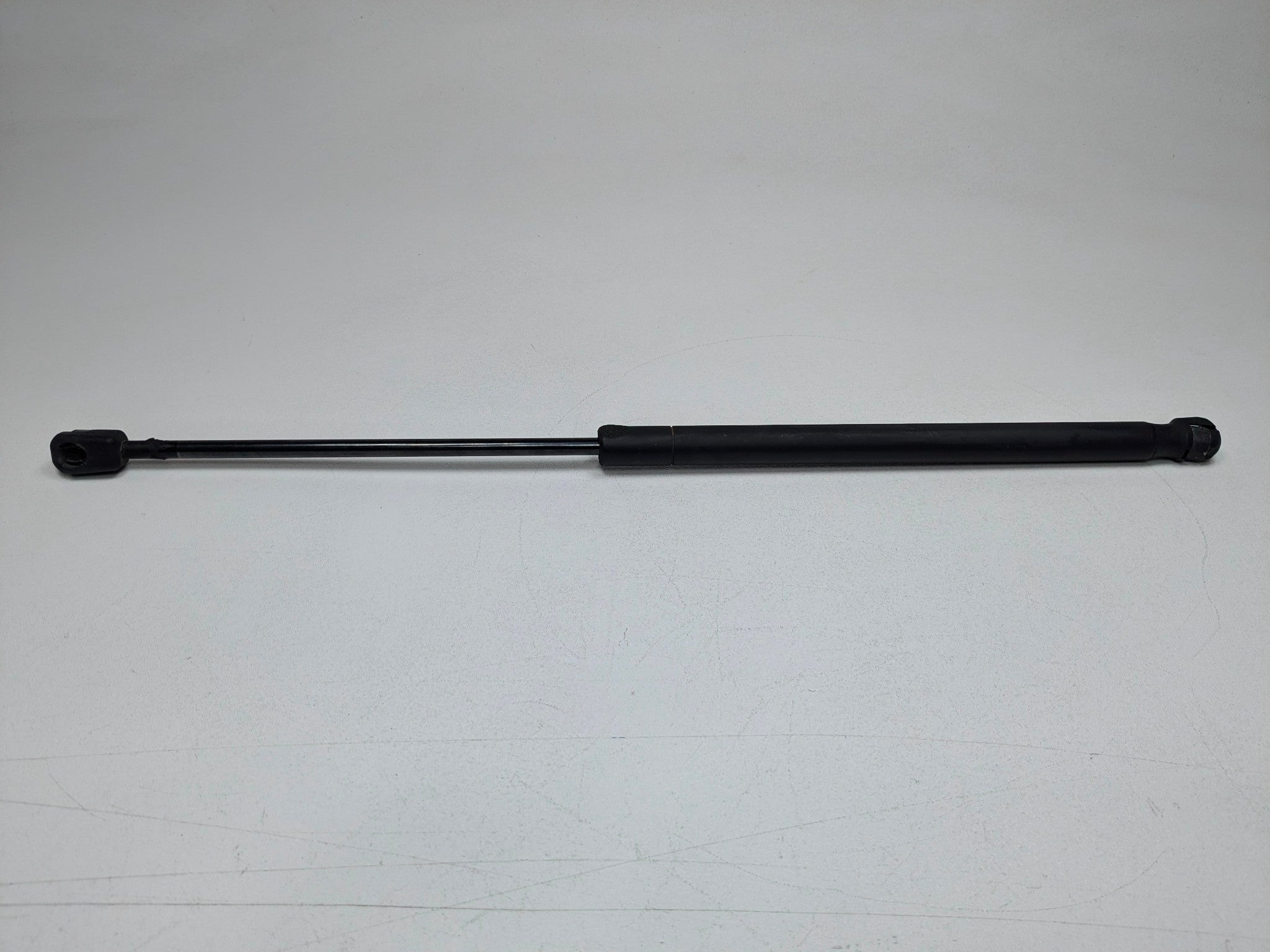 06 - 13 OEM MINI COOPER REAR RIGHT OR LEFT TRUNK LID HATCH LIFT STRUT SUPPORT
