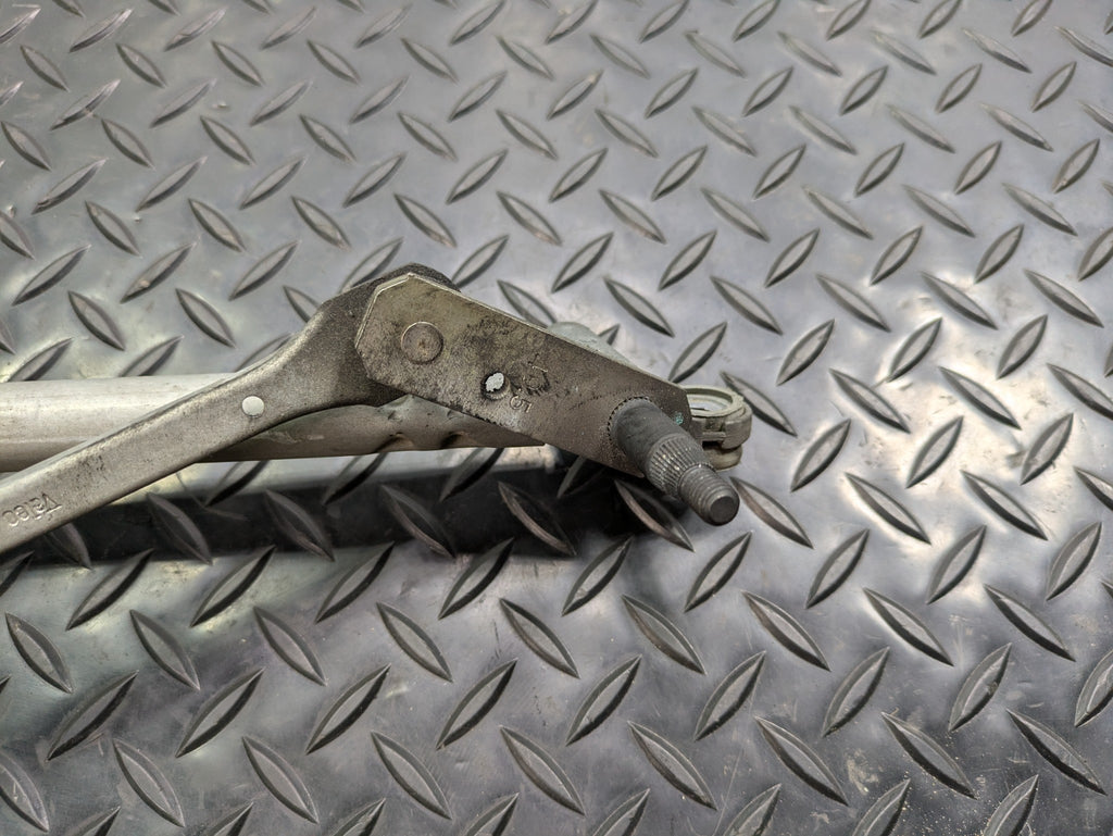 2006 - 2013 OEM MINI COOPER FRONT WINDSHIELD WIPER TRANSMISSION LINKAGE