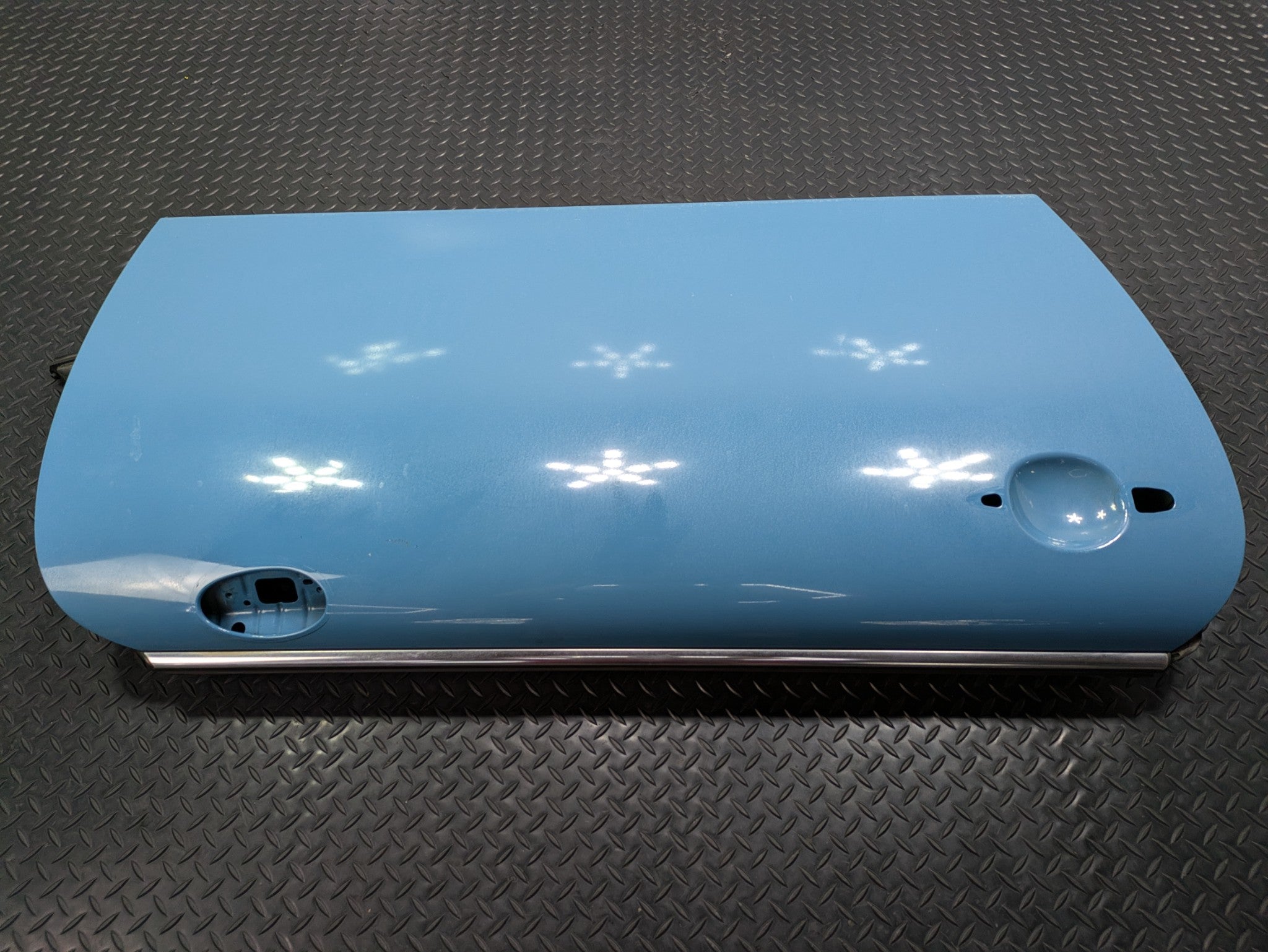 2006 - 2013 OEM MINI COOPER FRONT RIGHT SIDE DOOR SHELL PANEL MODERATE BLUE