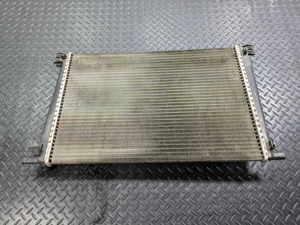 2006 - 2013 OEM MINI COOPER FRONT ENGINE MOTOR COOLING RADIATOR COMPONENT